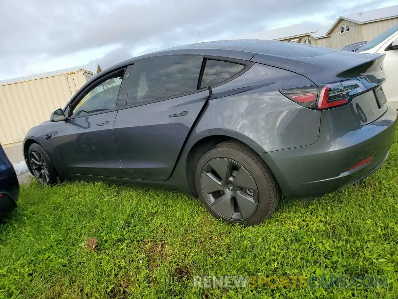 2 Photograph of a damaged car 5YJ3E1EA9PF434001 TESLA MODEL 3 2023