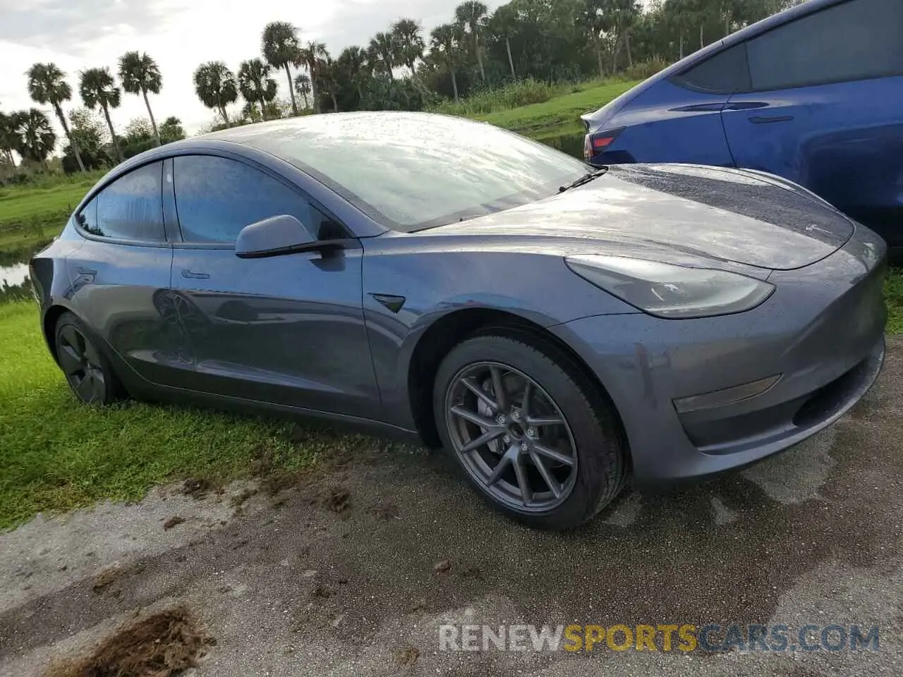 4 Photograph of a damaged car 5YJ3E1EA9PF434001 TESLA MODEL 3 2023