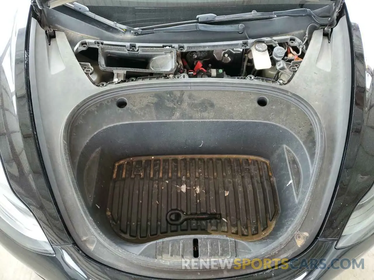 11 Photograph of a damaged car 5YJ3E1EA9PF439392 TESLA MODEL 3 2023