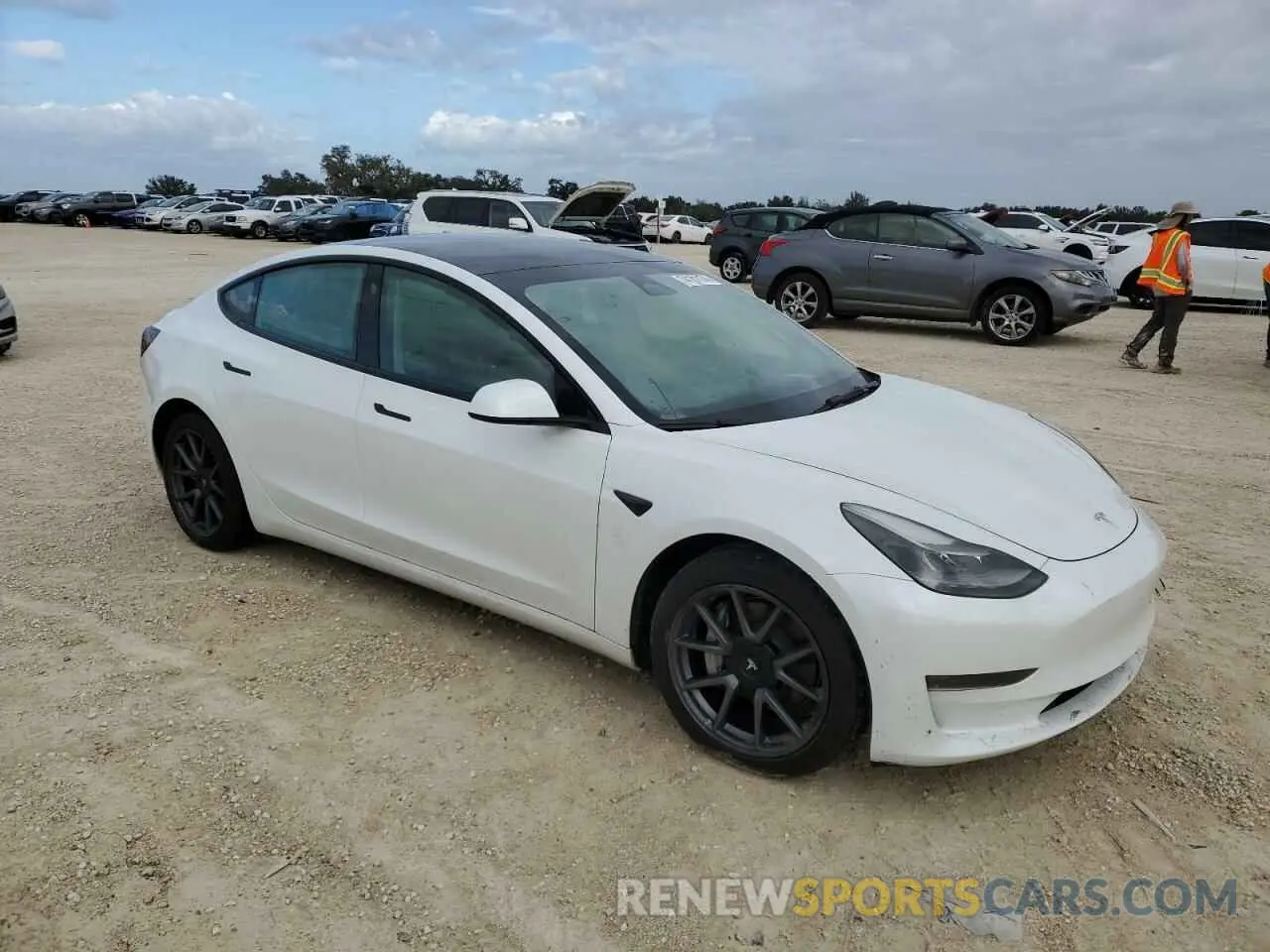 4 Photograph of a damaged car 5YJ3E1EA9PF449405 TESLA MODEL 3 2023