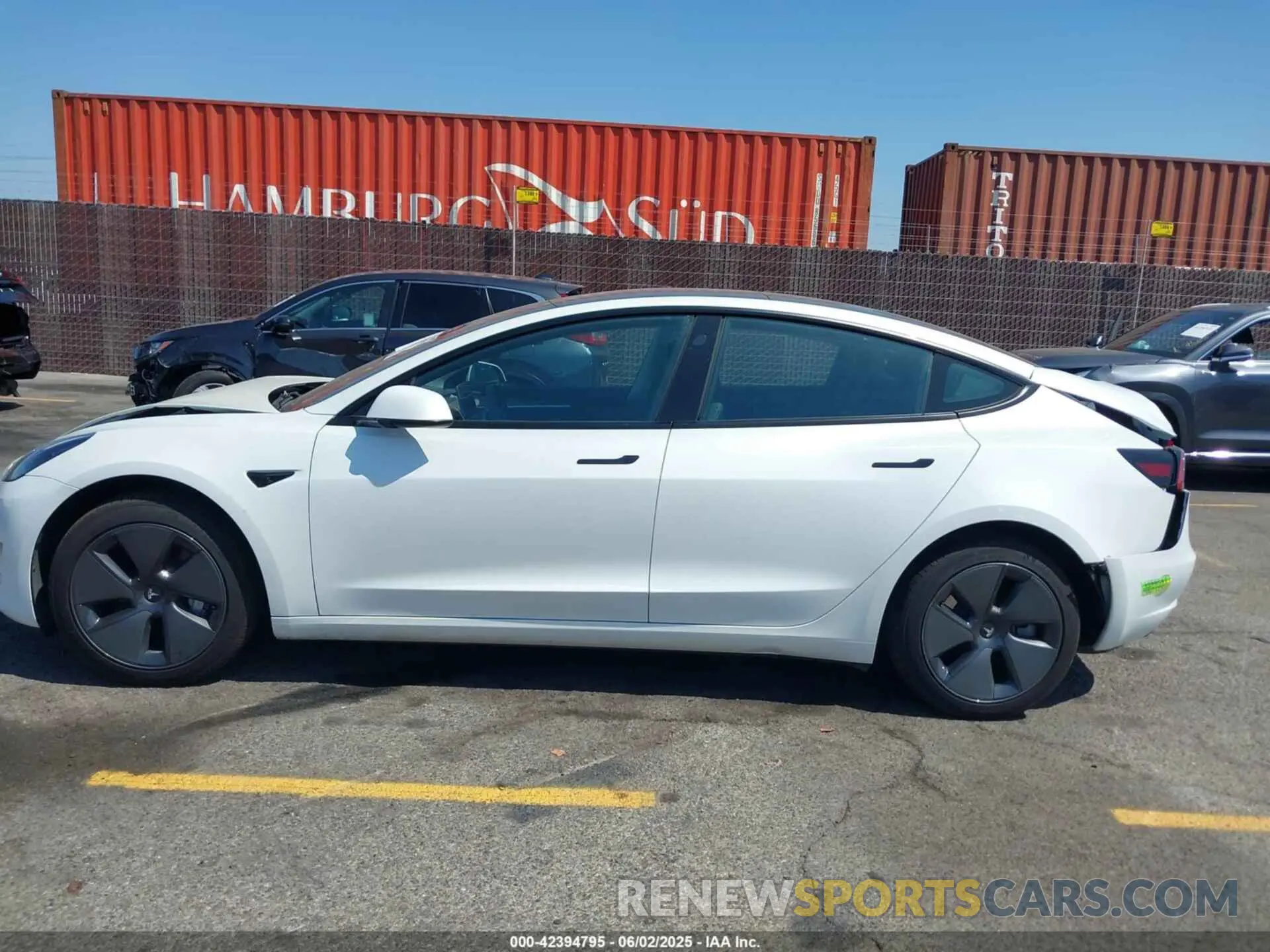 14 Photograph of a damaged car 5YJ3E1EA9PF459142 TESLA MODEL 3 2023
