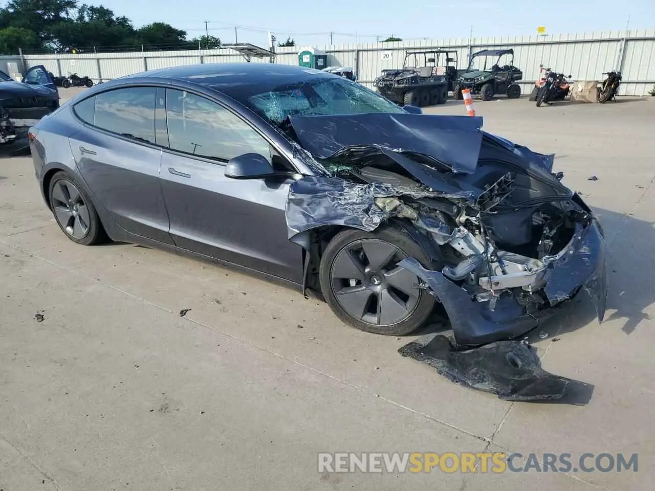 4 Photograph of a damaged car 5YJ3E1EA9PF470822 TESLA MODEL 3 2023