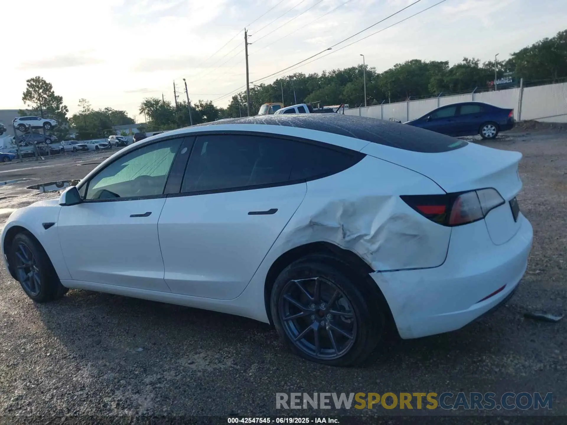 13 Photograph of a damaged car 5YJ3E1EA9PF479343 TESLA MODEL 3 2023