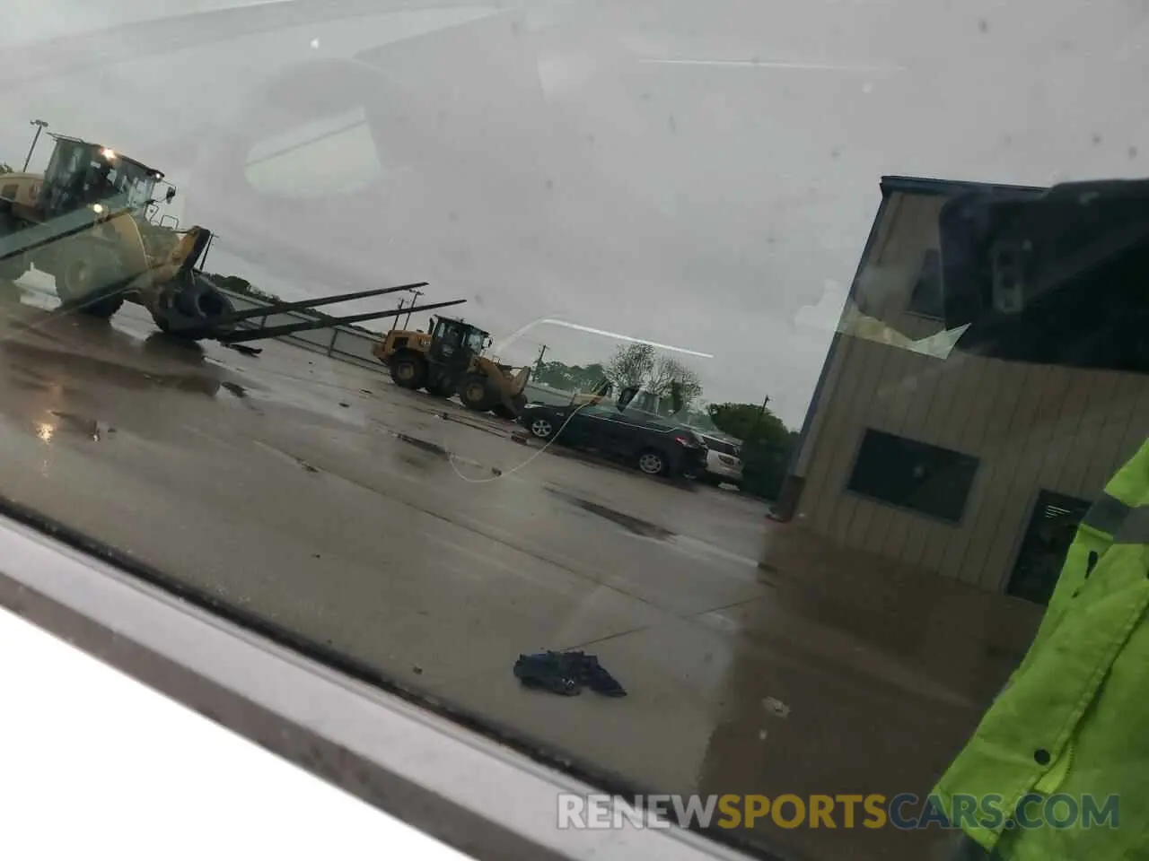 8 Photograph of a damaged car 5YJ3E1EA9PF510588 TESLA MODEL 3 2023