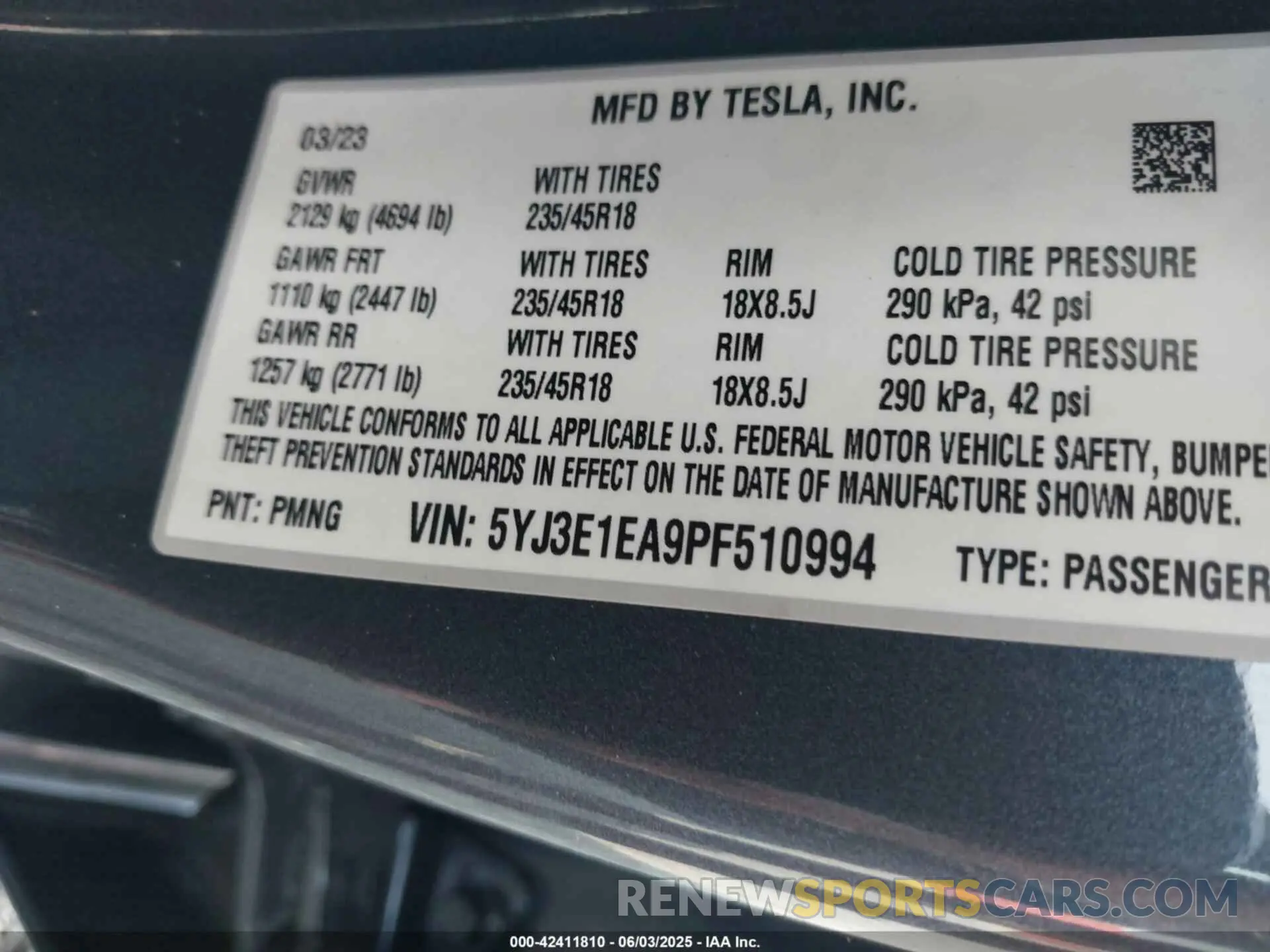 9 Photograph of a damaged car 5YJ3E1EA9PF510994 TESLA MODEL 3 2023