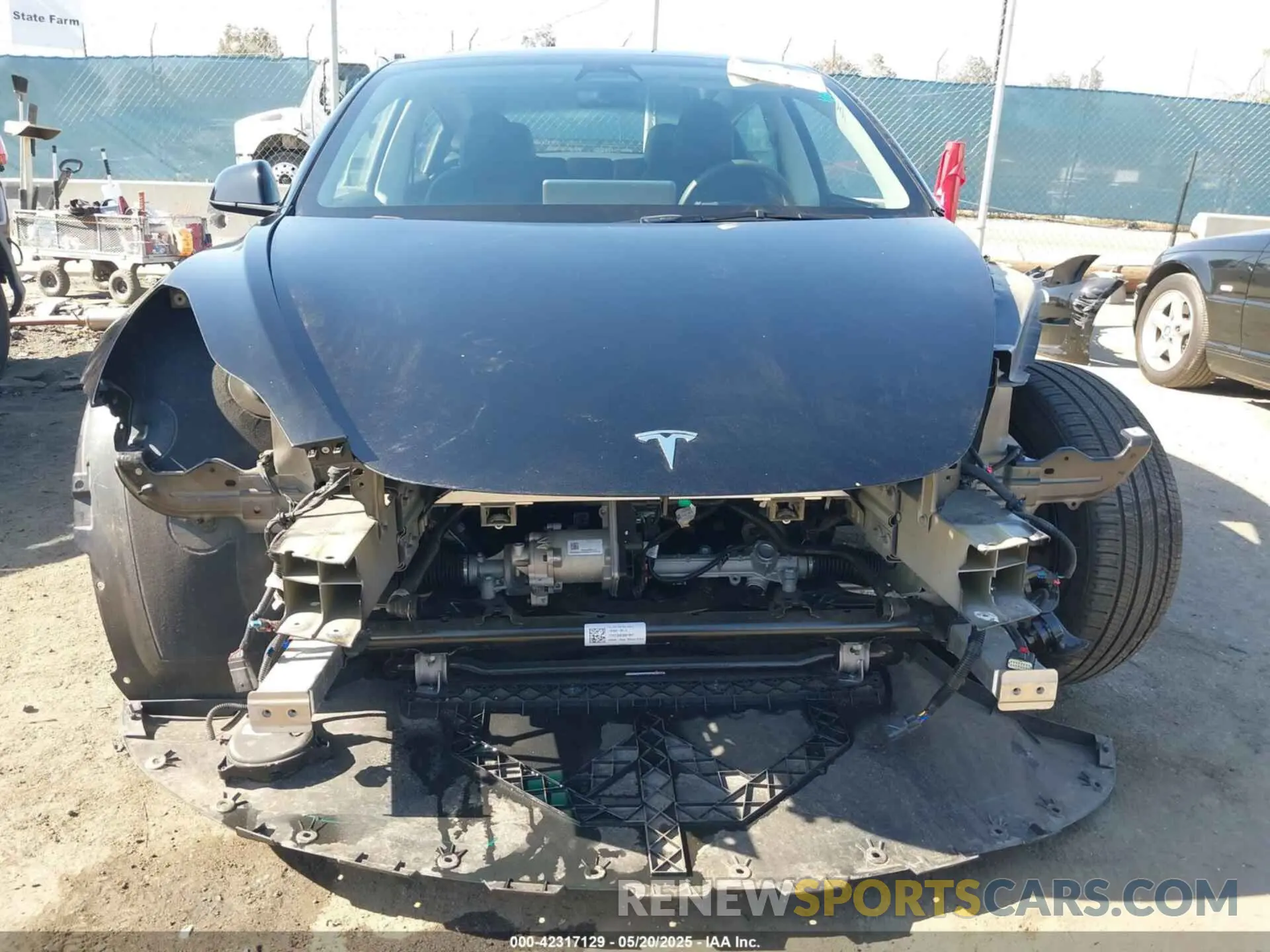 13 Photograph of a damaged car 5YJ3E1EA9PF541582 TESLA MODEL 3 2023