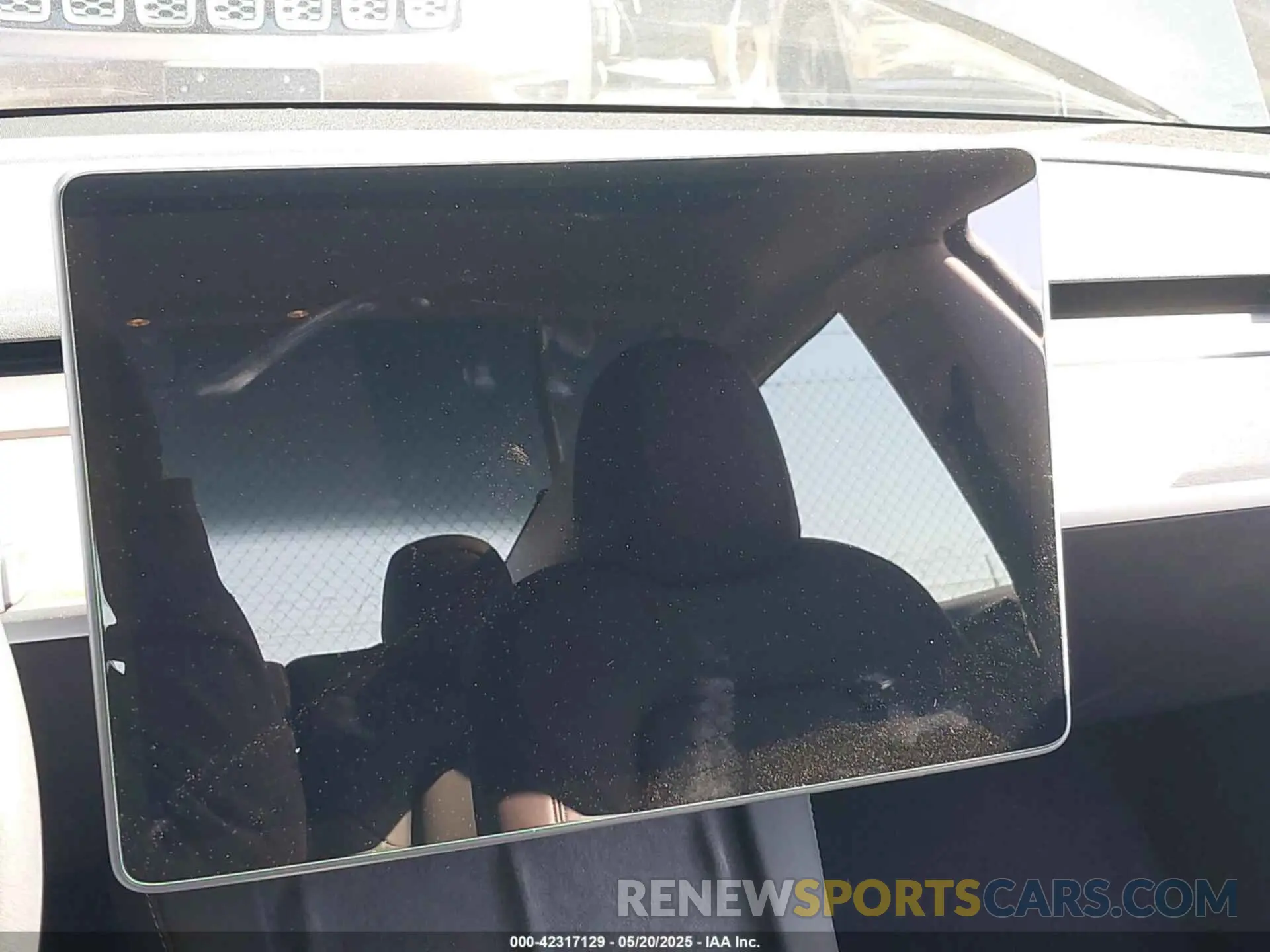 7 Photograph of a damaged car 5YJ3E1EA9PF541582 TESLA MODEL 3 2023