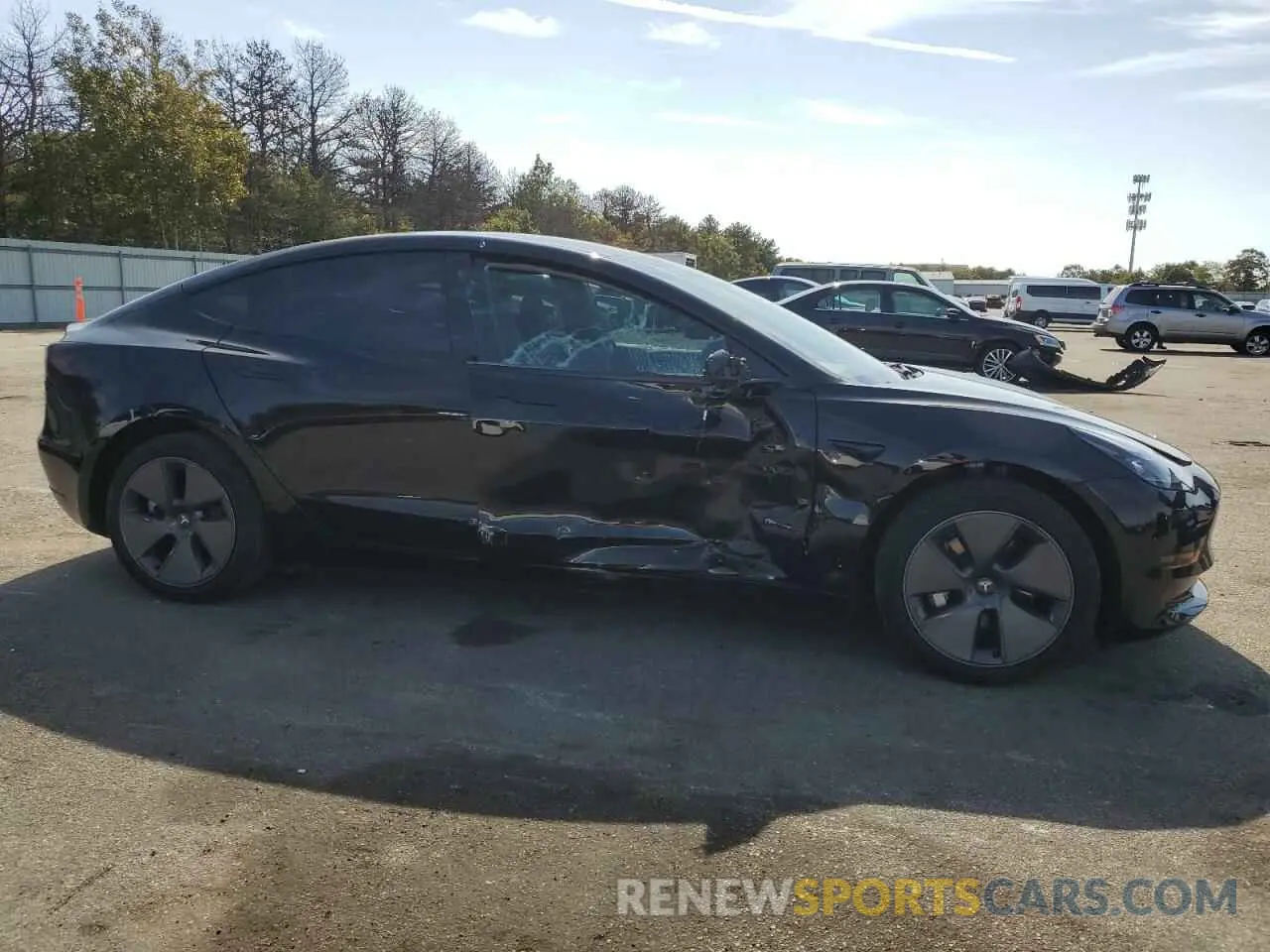4 Photograph of a damaged car 5YJ3E1EA9PF545244 TESLA MODEL 3 2023