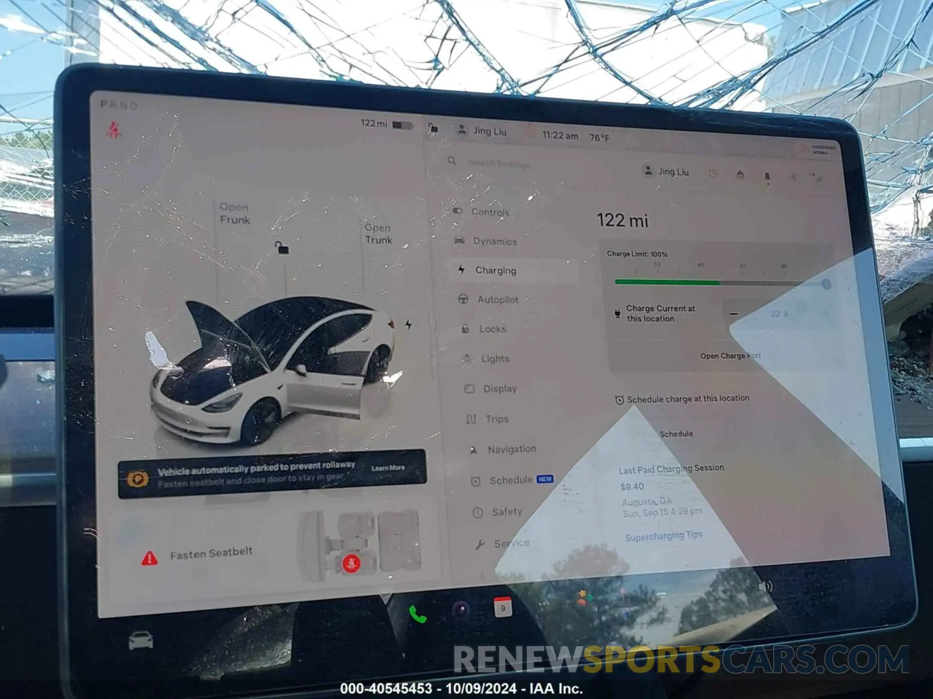 17 Photograph of a damaged car 5YJ3E1EA9PF547690 TESLA MODEL 3 2023