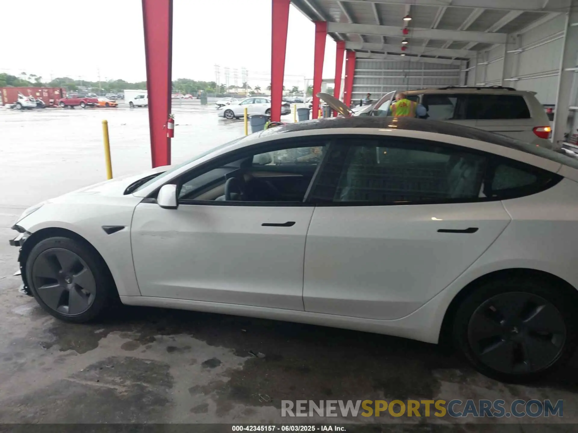 15 Photograph of a damaged car 5YJ3E1EA9PF548726 TESLA MODEL 3 2023