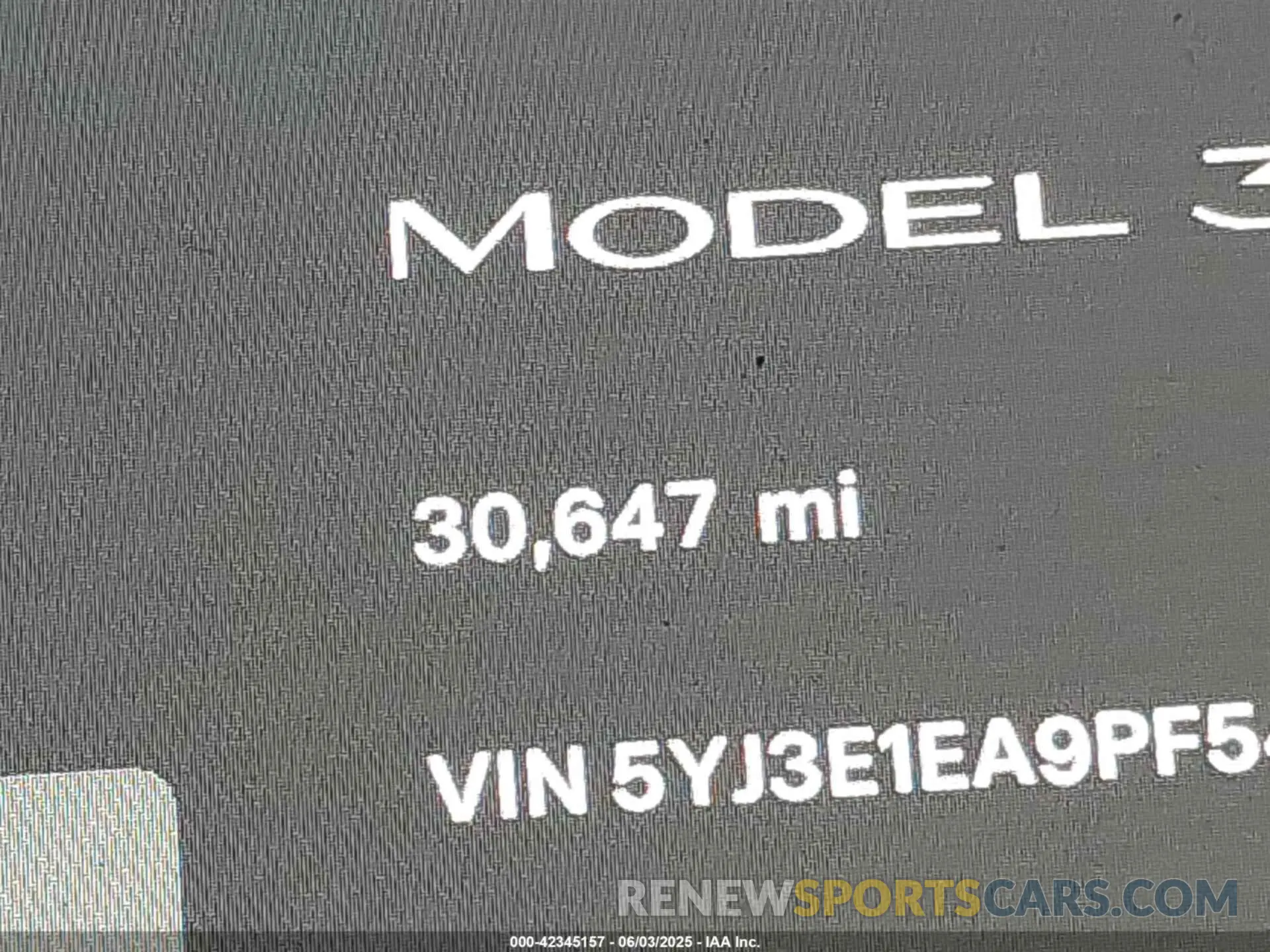 16 Photograph of a damaged car 5YJ3E1EA9PF548726 TESLA MODEL 3 2023