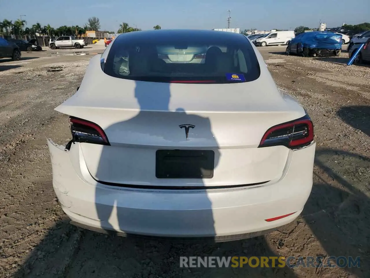 6 Photograph of a damaged car 5YJ3E1EA9PF550234 TESLA MODEL 3 2023