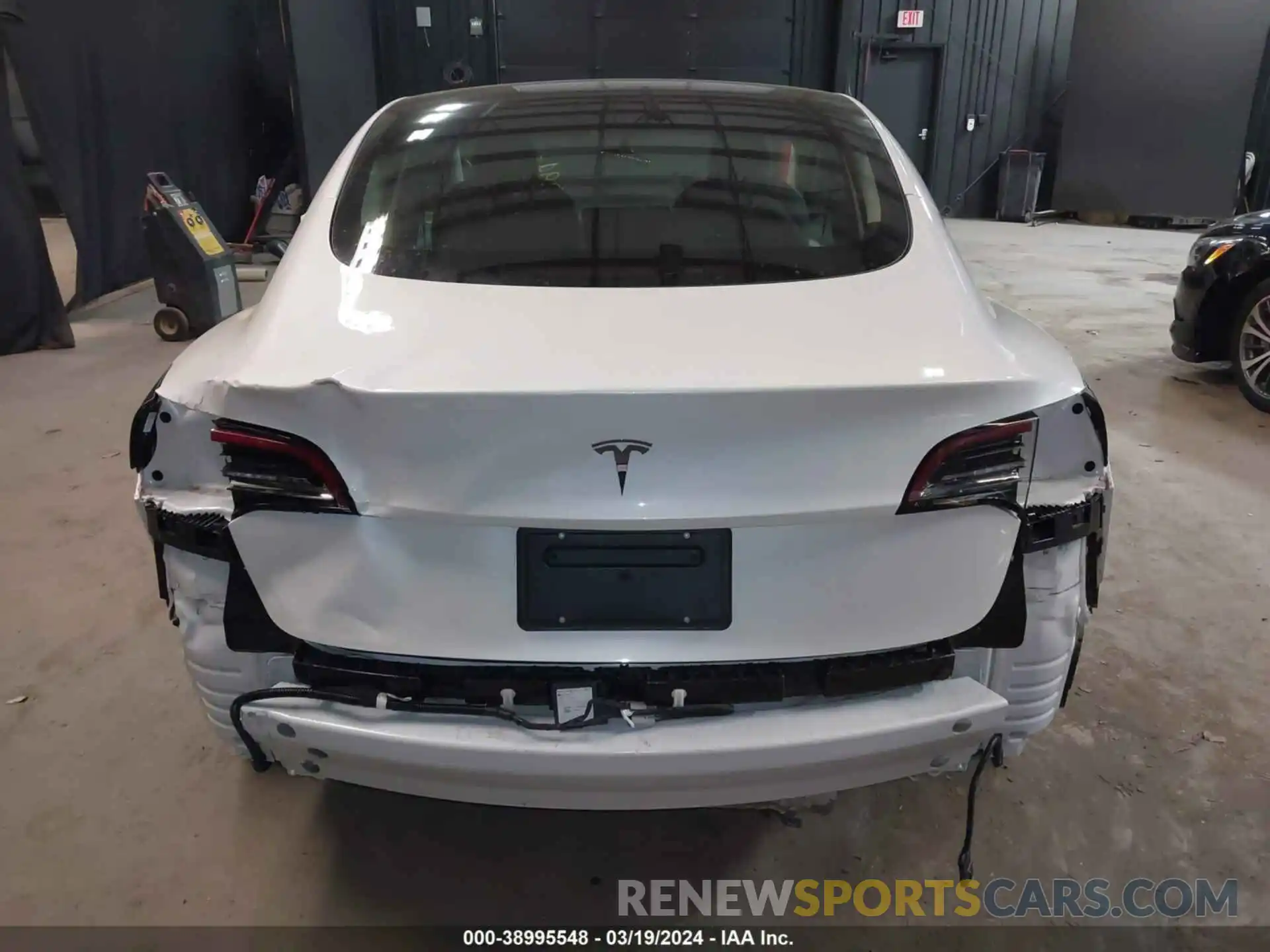 6 Photograph of a damaged car 5YJ3E1EA9PF554607 TESLA MODEL 3 2023