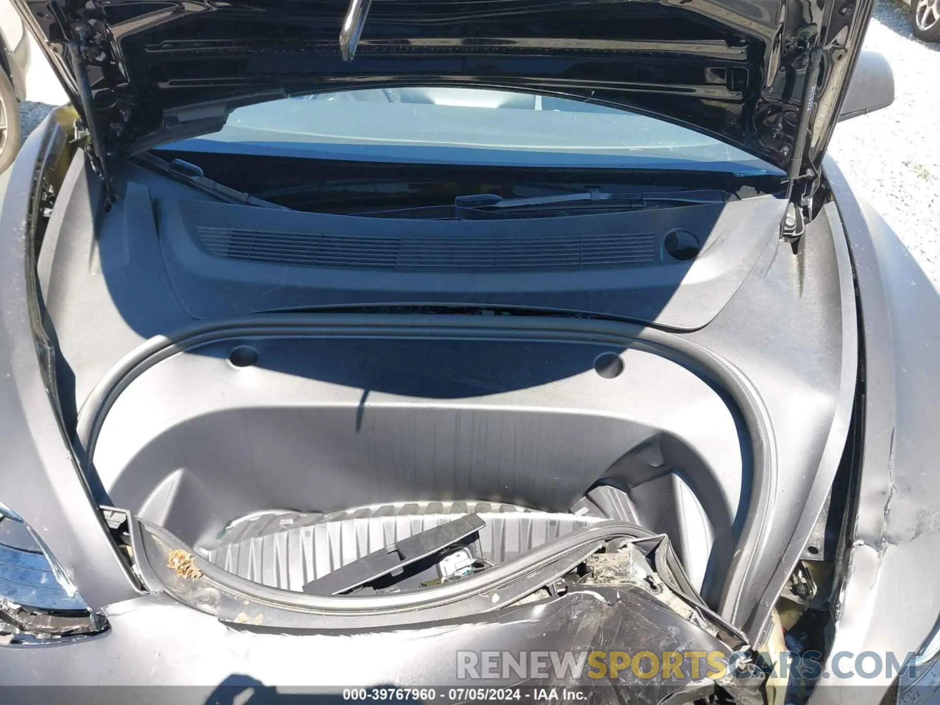 10 Photograph of a damaged car 5YJ3E1EA9PF564327 TESLA MODEL 3 2023