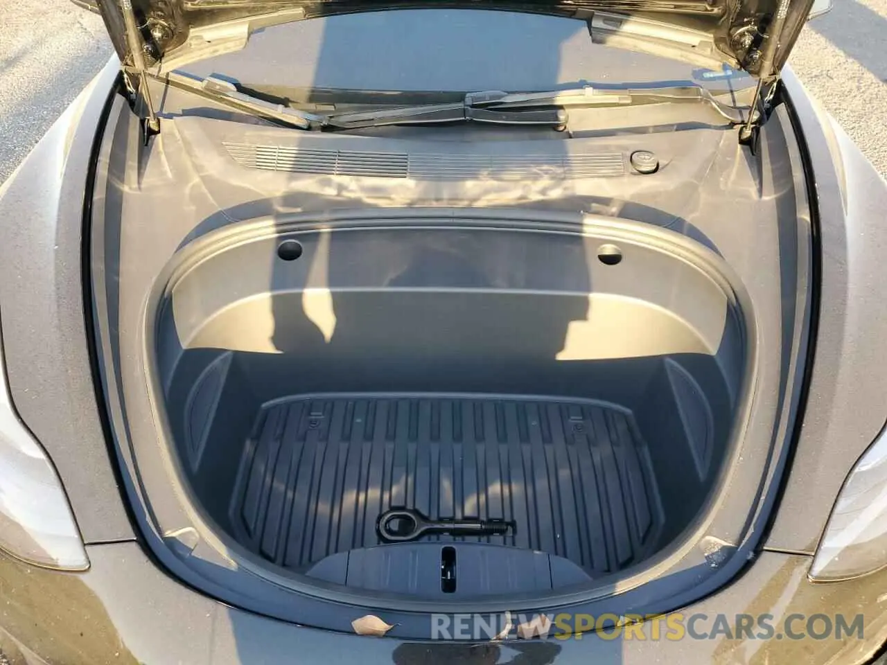 11 Photograph of a damaged car 5YJ3E1EA9PF567504 TESLA MODEL 3 2023