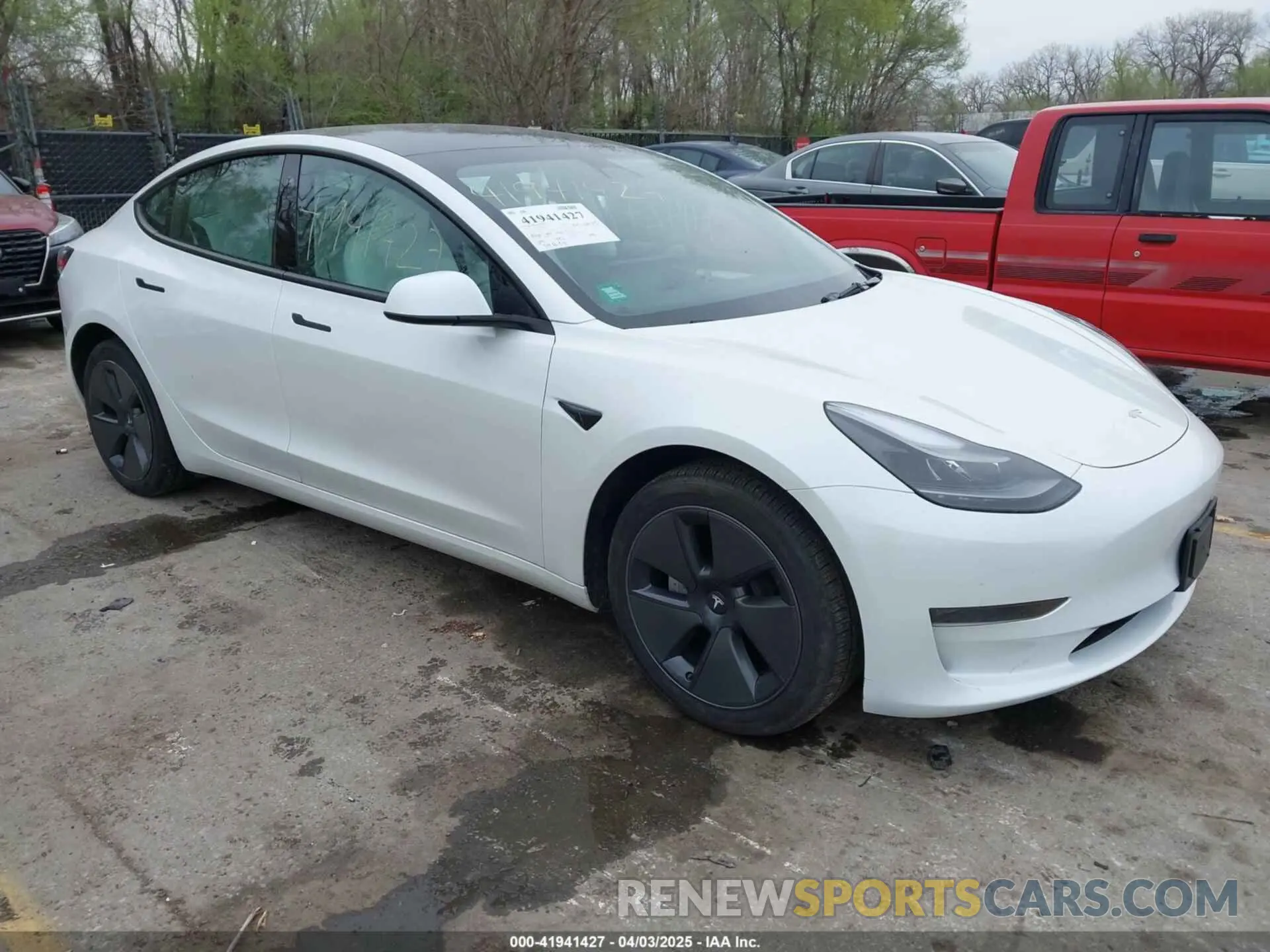 1 Photograph of a damaged car 5YJ3E1EA9PF569415 TESLA MODEL 3 2023