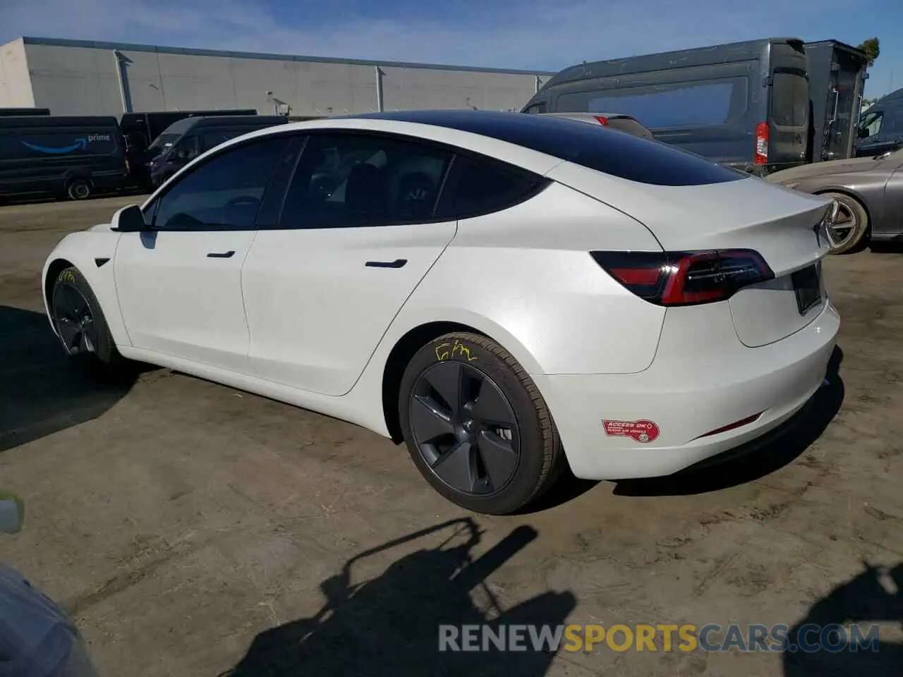 2 Photograph of a damaged car 5YJ3E1EA9PF575280 TESLA MODEL 3 2023