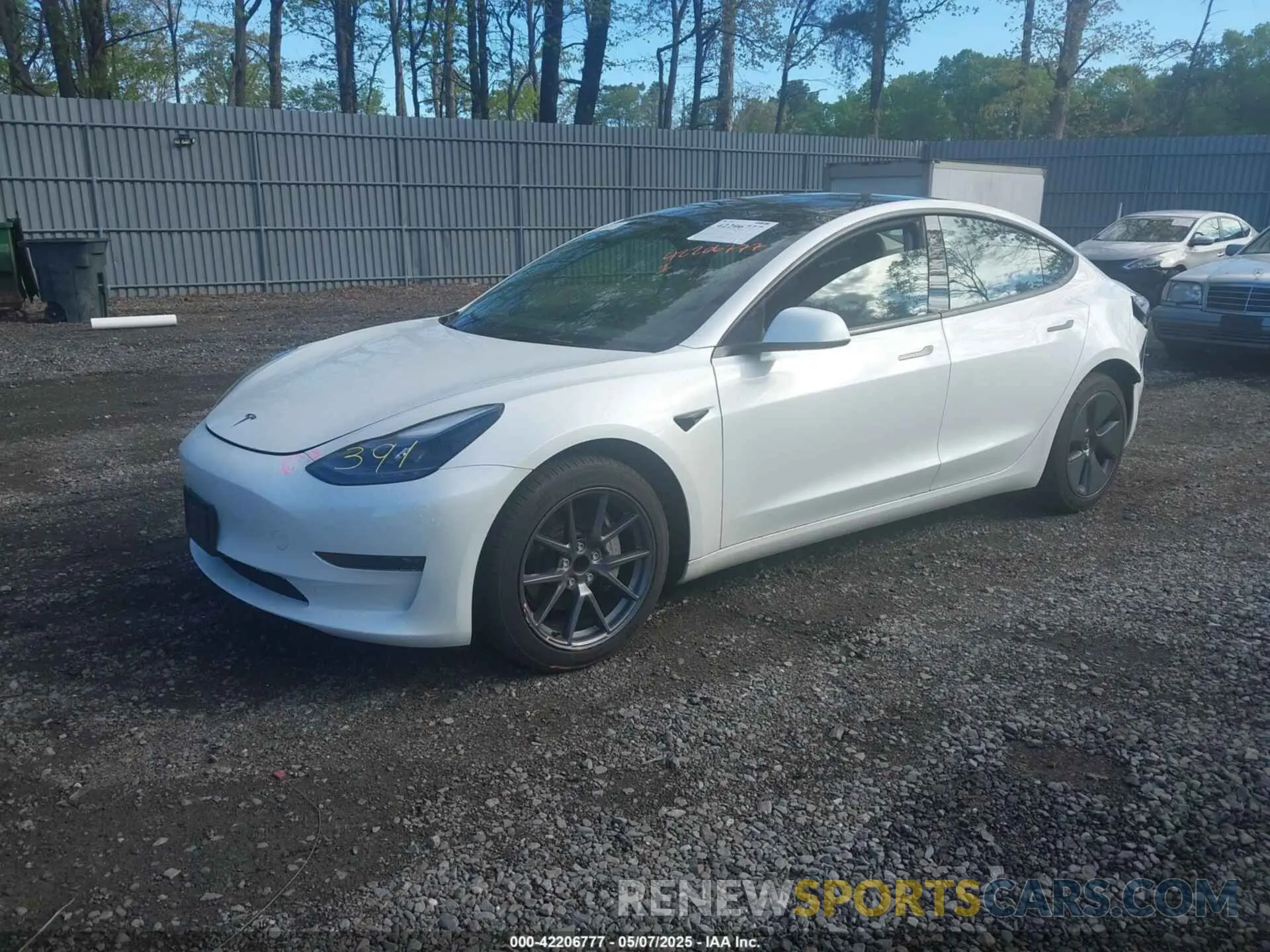2 Photograph of a damaged car 5YJ3E1EA9PF576610 TESLA MODEL 3 2023