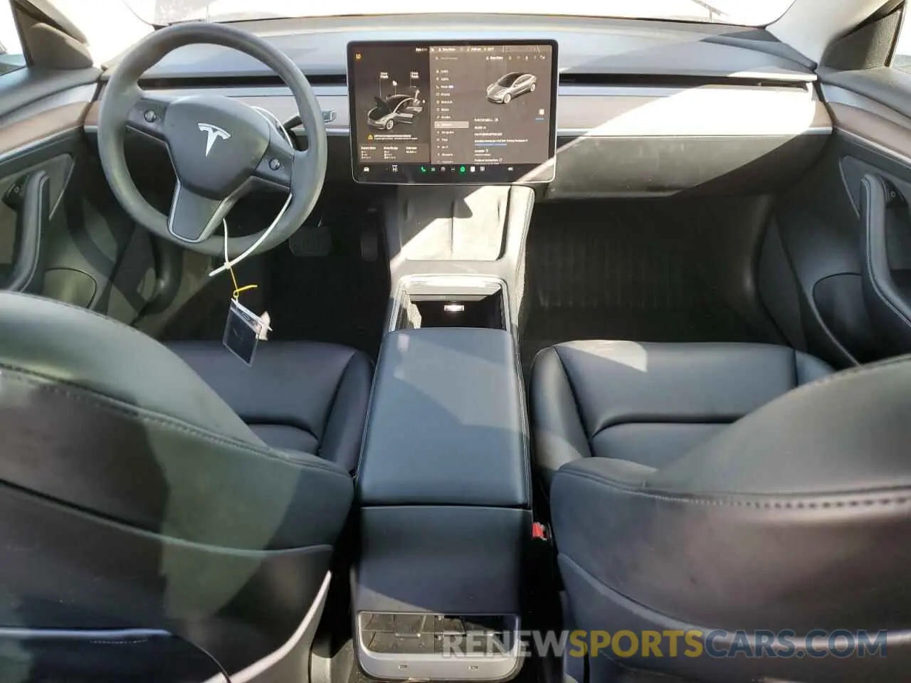 8 Photograph of a damaged car 5YJ3E1EA9PF584383 TESLA MODEL 3 2023