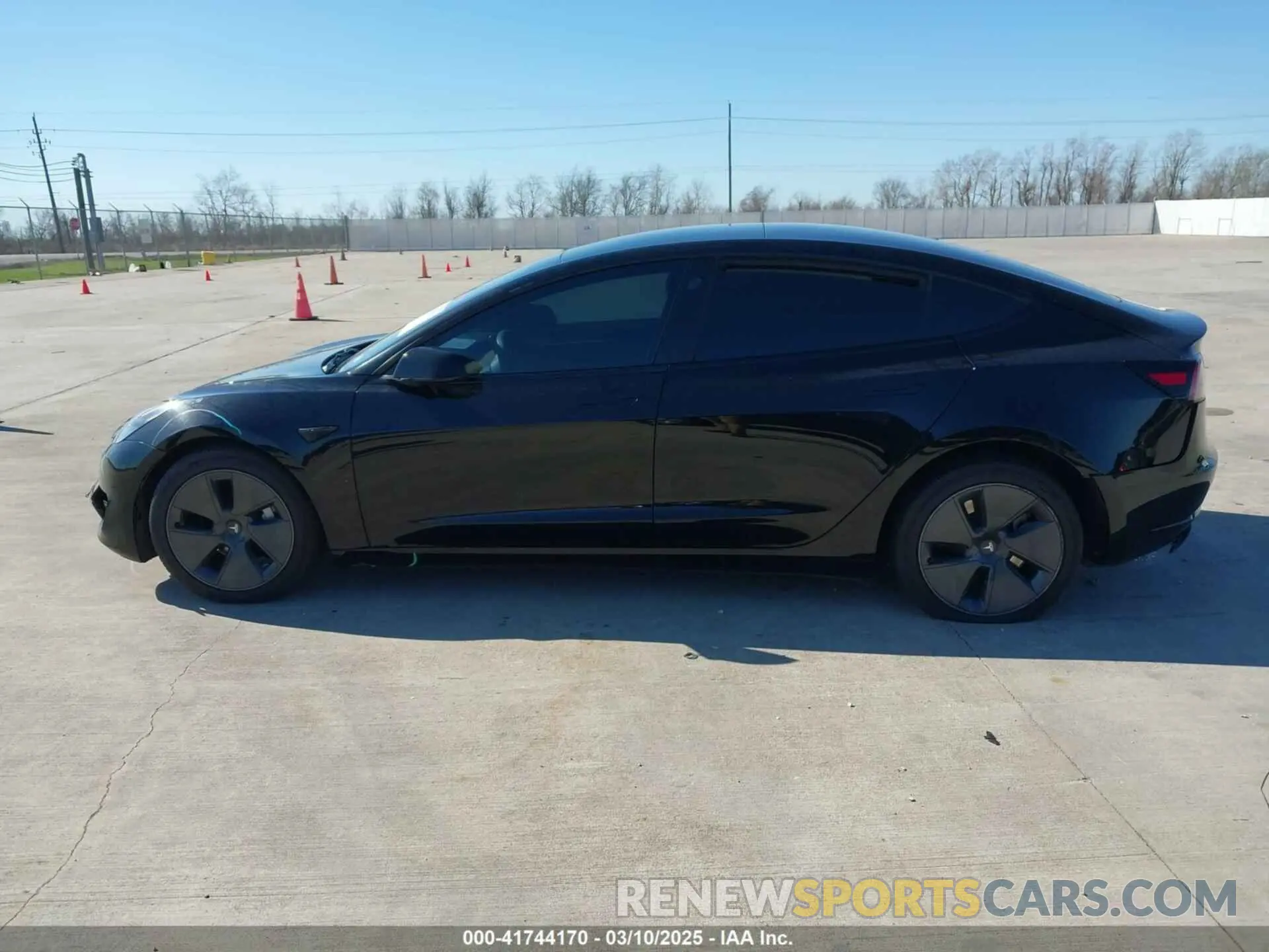 13 Photograph of a damaged car 5YJ3E1EA9PF587476 TESLA MODEL 3 2023