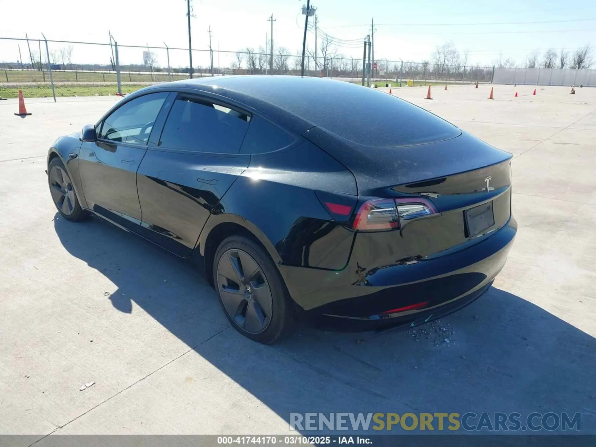 3 Photograph of a damaged car 5YJ3E1EA9PF587476 TESLA MODEL 3 2023