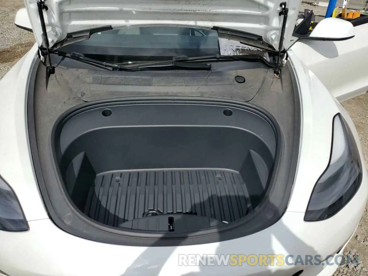 13 Photograph of a damaged car 5YJ3E1EA9PF590488 TESLA MODEL 3 2023
