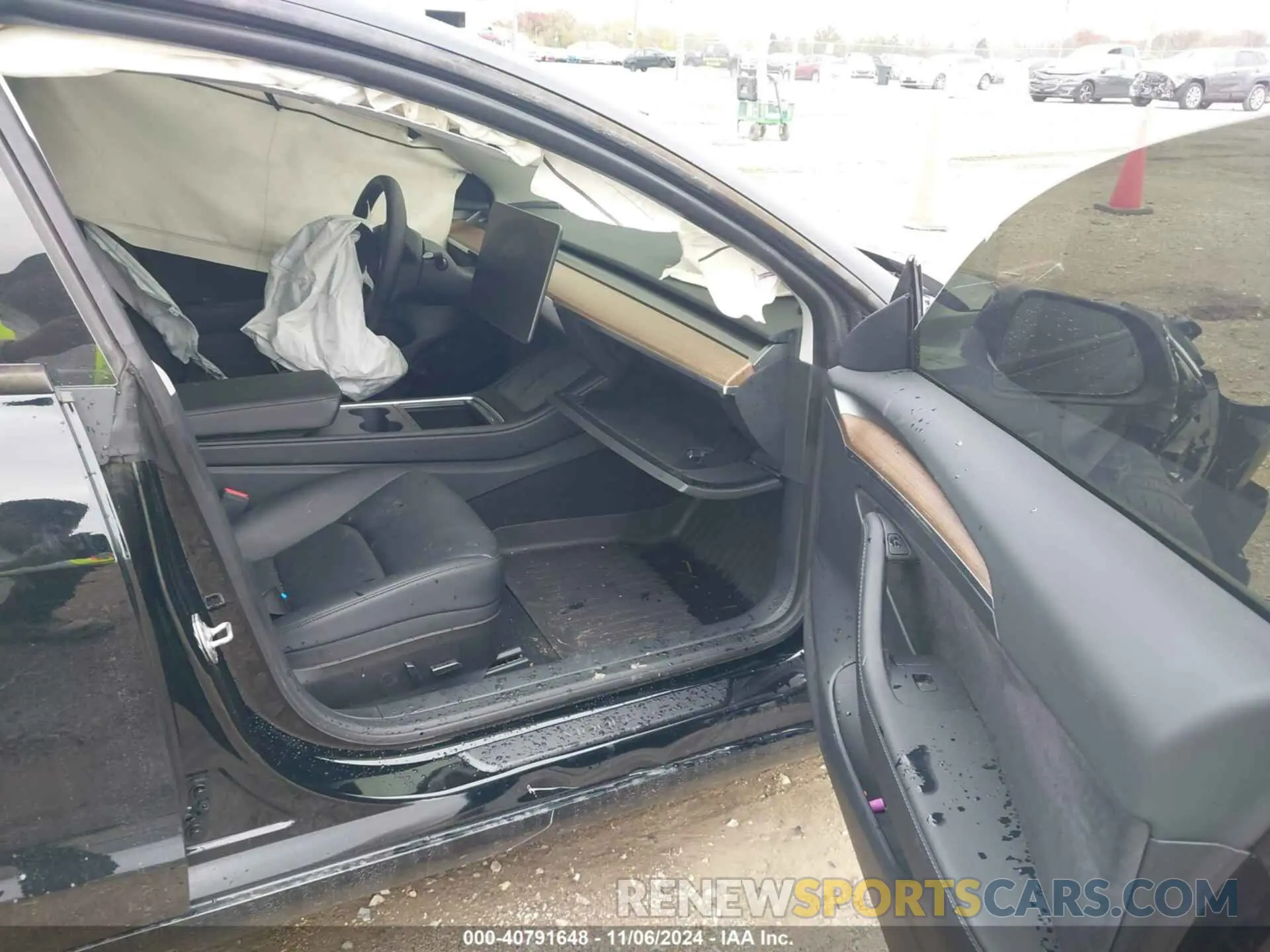 5 Photograph of a damaged car 5YJ3E1EA9PF592564 TESLA MODEL 3 2023