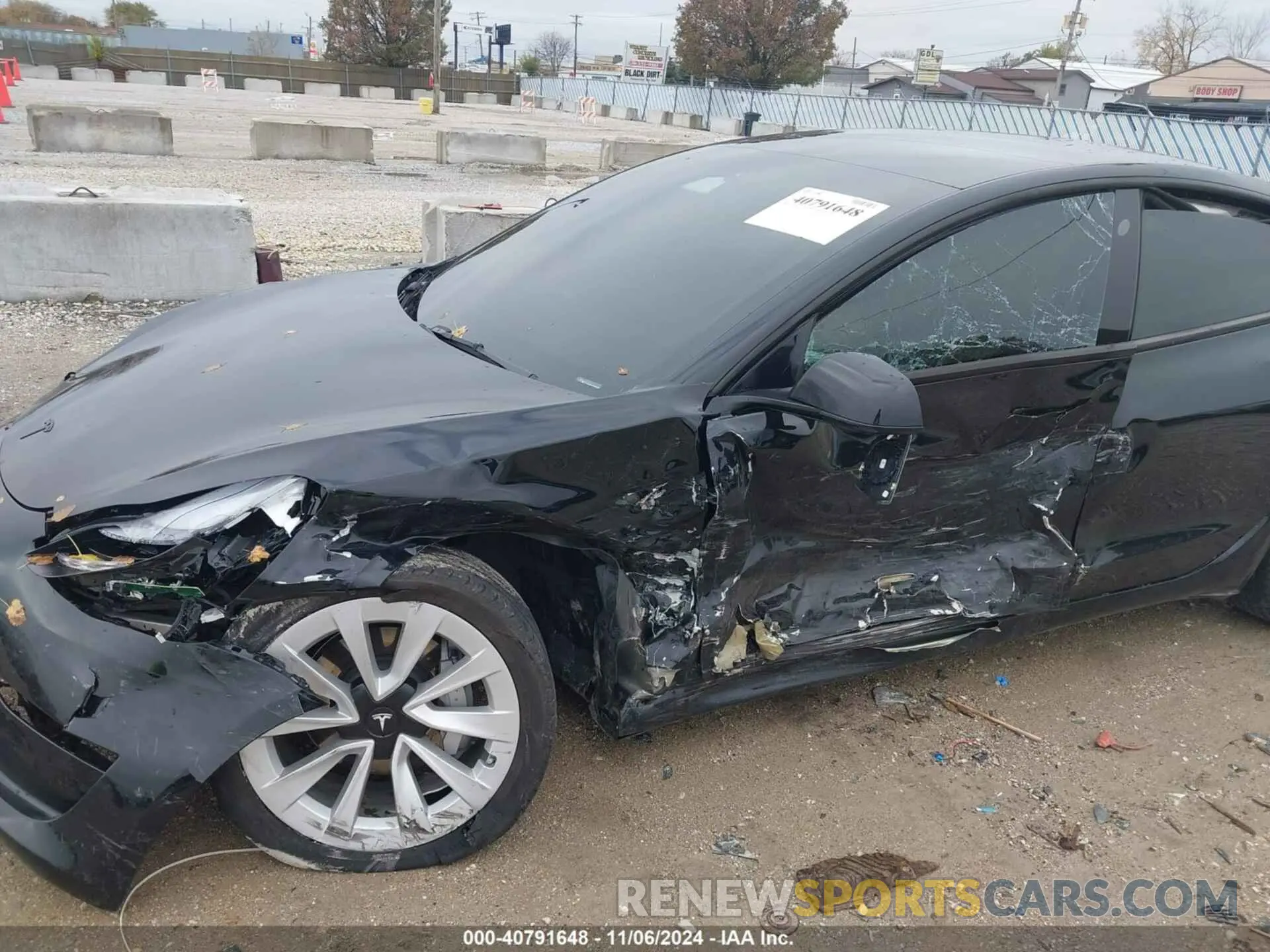 6 Photograph of a damaged car 5YJ3E1EA9PF592564 TESLA MODEL 3 2023