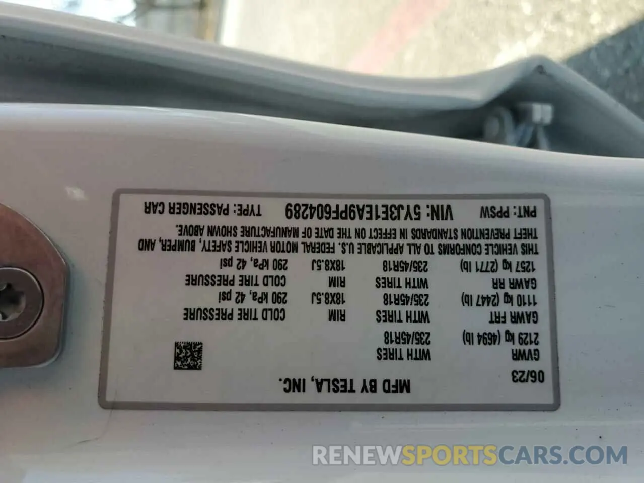 12 Photograph of a damaged car 5YJ3E1EA9PF604289 TESLA MODEL 3 2023