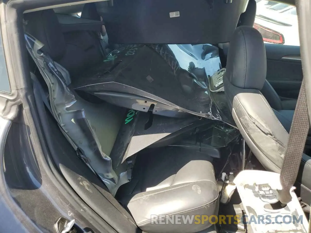 10 Photograph of a damaged car 5YJ3E1EA9PF613607 TESLA MODEL 3 2023