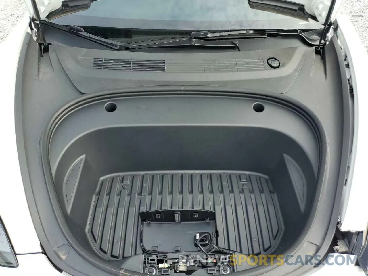 11 Photograph of a damaged car 5YJ3E1EA9PF639799 TESLA MODEL 3 2023