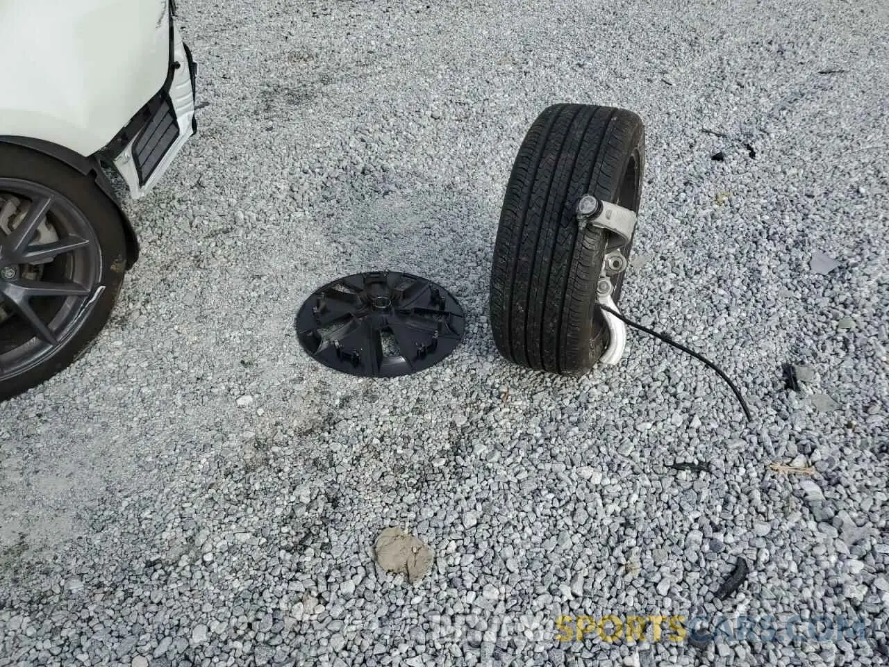 12 Photograph of a damaged car 5YJ3E1EA9PF639799 TESLA MODEL 3 2023