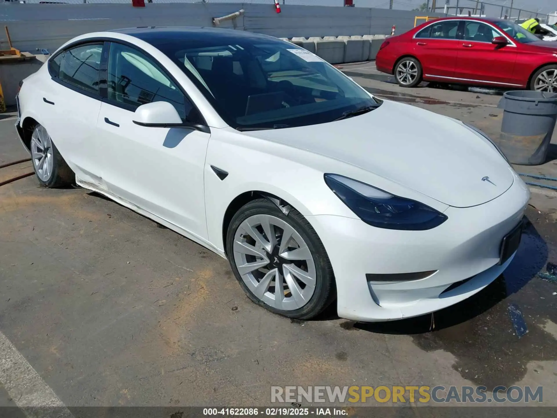 1 Photograph of a damaged car 5YJ3E1EA9PF640015 TESLA MODEL 3 2023