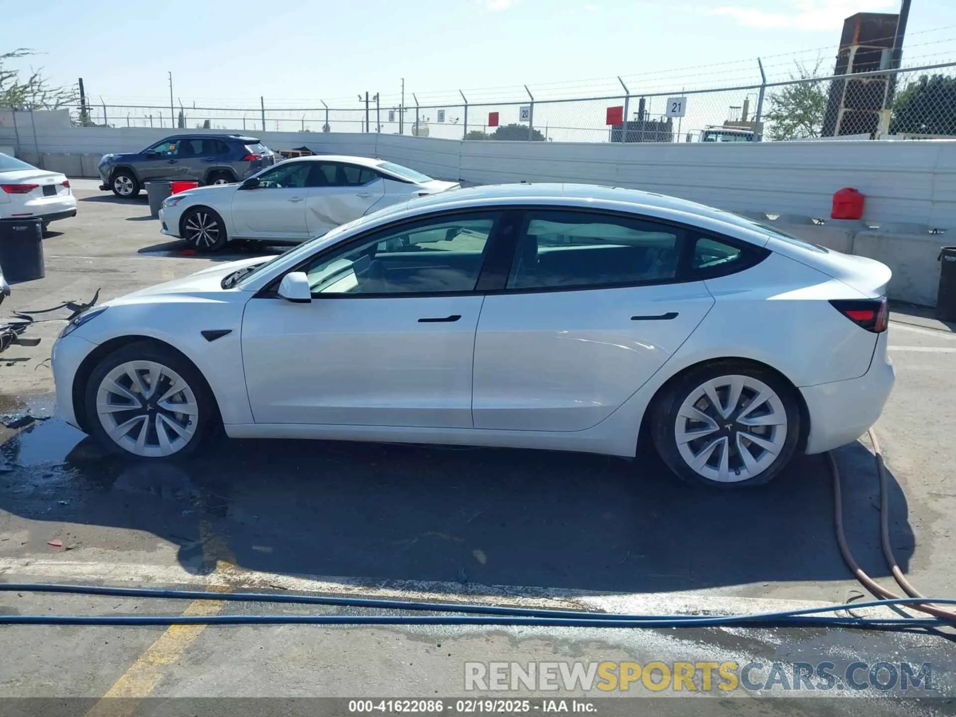 14 Photograph of a damaged car 5YJ3E1EA9PF640015 TESLA MODEL 3 2023