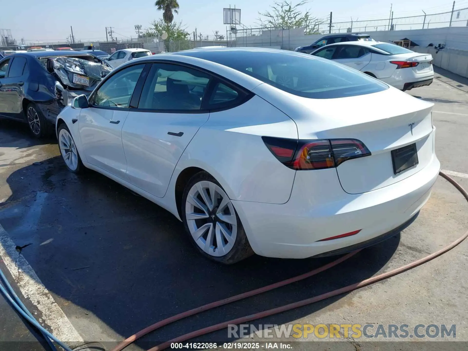 3 Photograph of a damaged car 5YJ3E1EA9PF640015 TESLA MODEL 3 2023