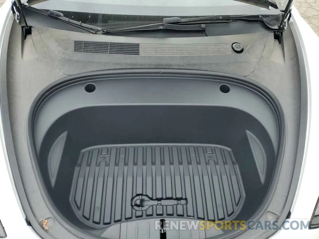 11 Photograph of a damaged car 5YJ3E1EA9PF646932 TESLA MODEL 3 2023