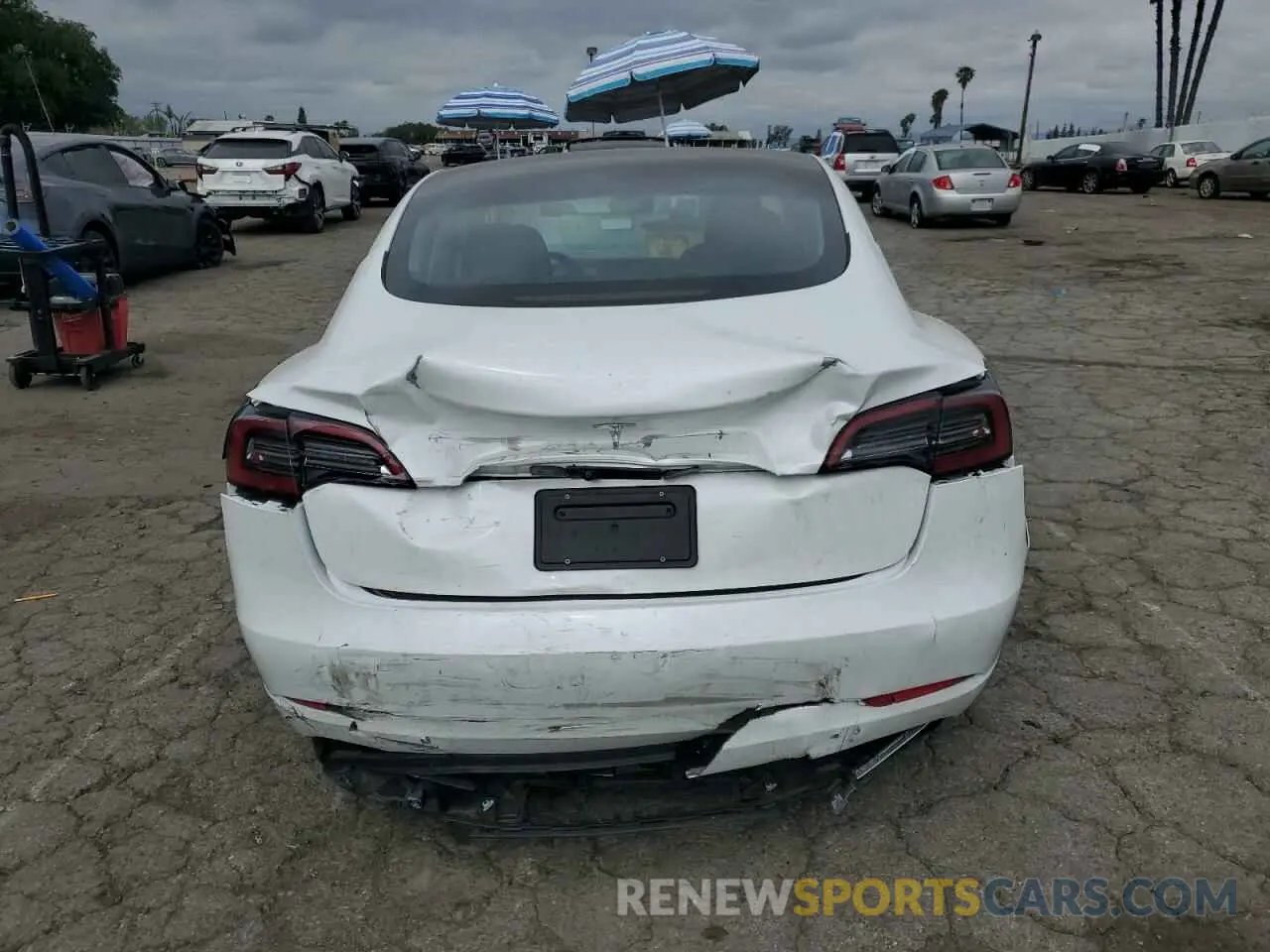 6 Photograph of a damaged car 5YJ3E1EA9PF646932 TESLA MODEL 3 2023