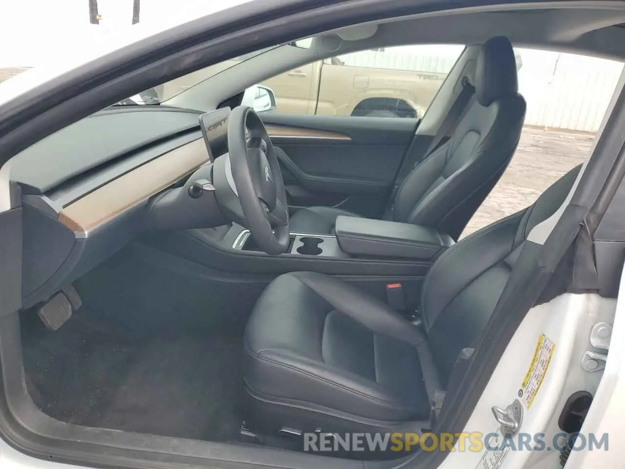7 Photograph of a damaged car 5YJ3E1EA9PF646932 TESLA MODEL 3 2023