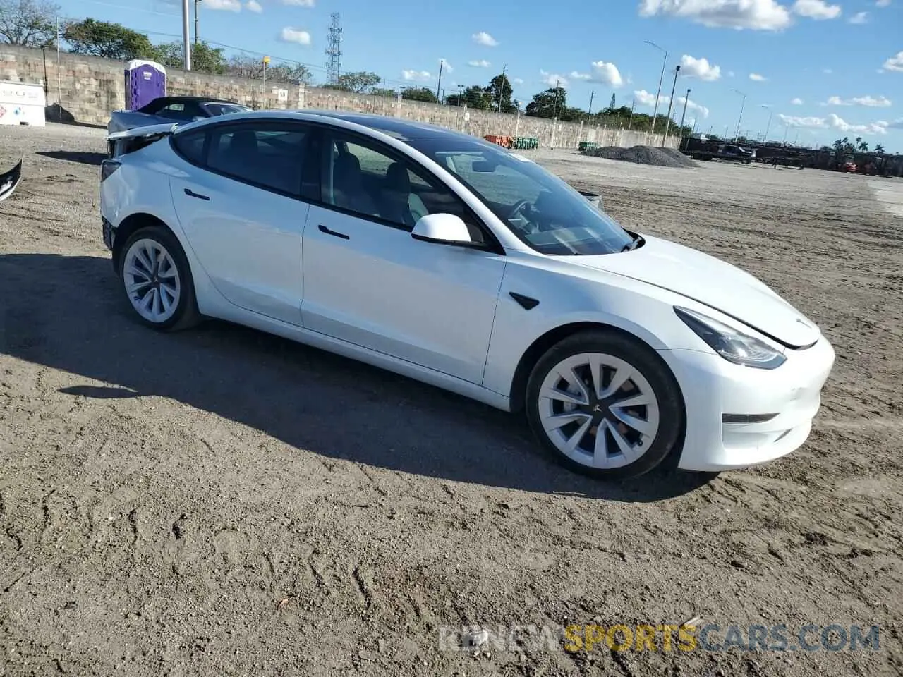 4 Photograph of a damaged car 5YJ3E1EA9PF647417 TESLA MODEL 3 2023
