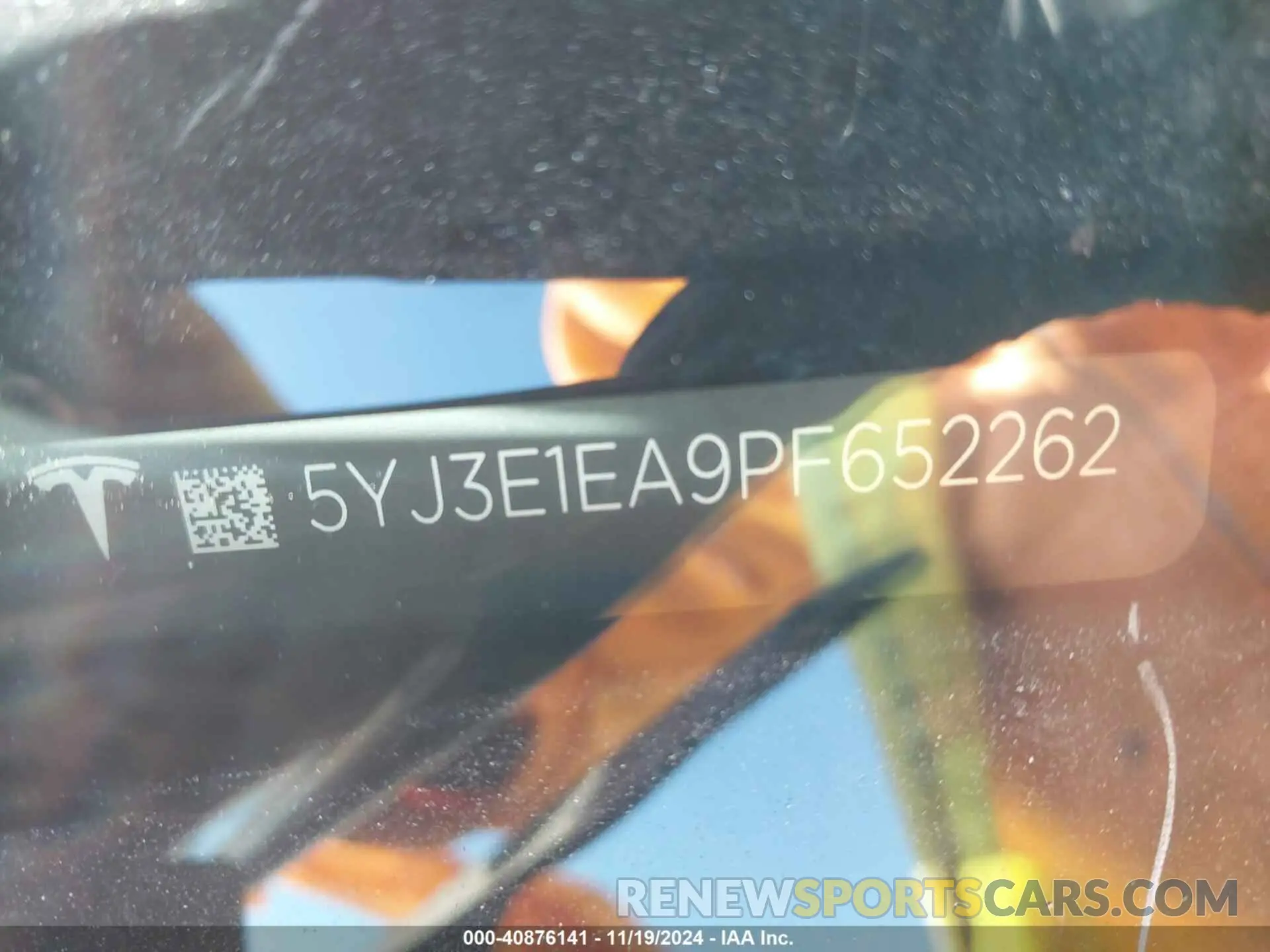 9 Photograph of a damaged car 5YJ3E1EA9PF652262 TESLA MODEL 3 2023