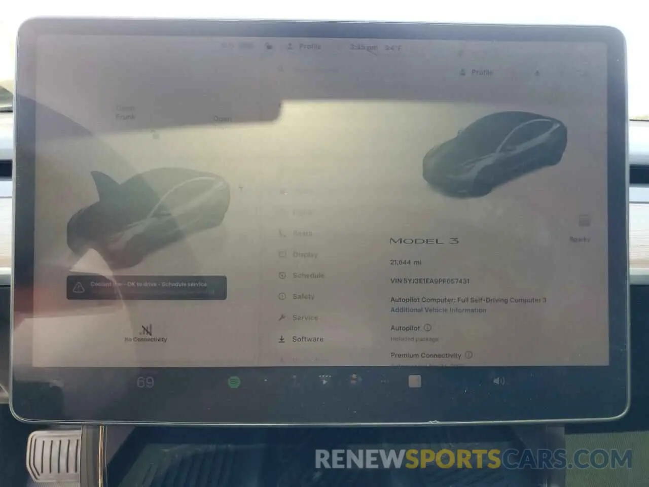 9 Photograph of a damaged car 5YJ3E1EA9PF657431 TESLA MODEL 3 2023