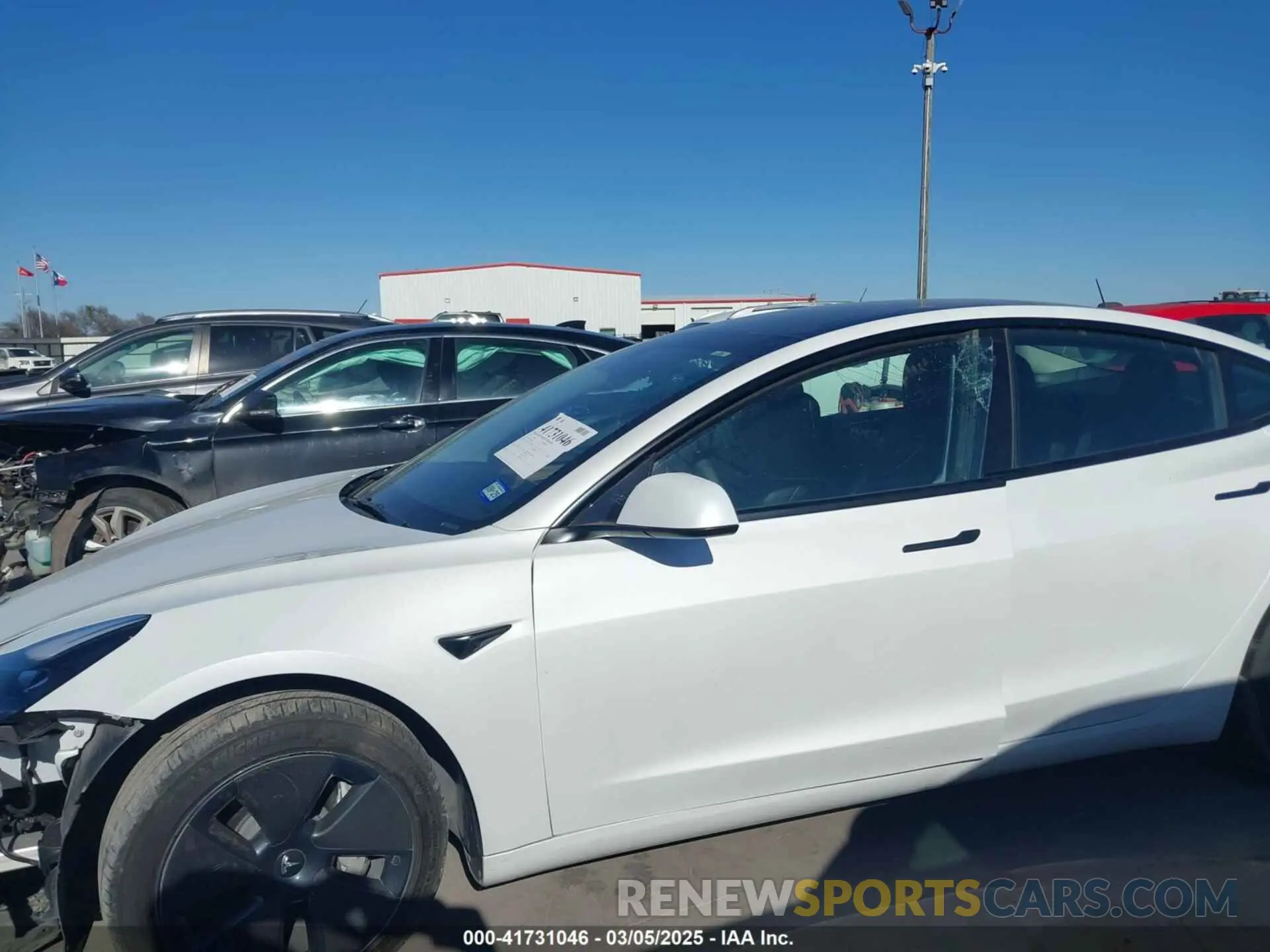 14 Photograph of a damaged car 5YJ3E1EA9PF664377 TESLA MODEL 3 2023