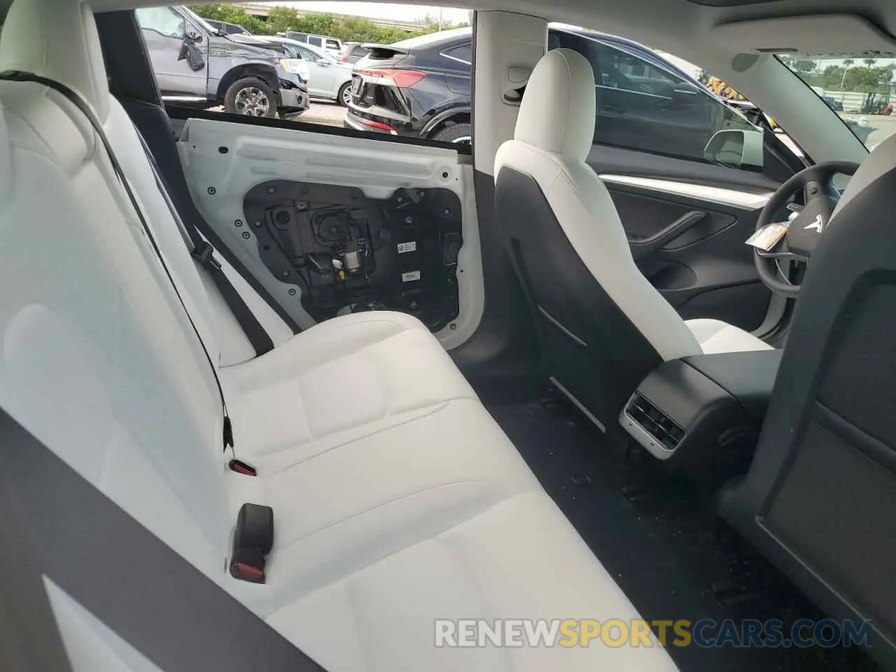 10 Photograph of a damaged car 5YJ3E1EA9PF671040 TESLA MODEL 3 2023