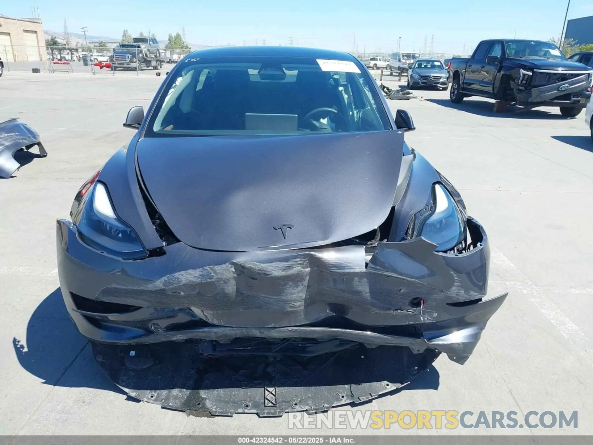 12 Photograph of a damaged car 5YJ3E1EA9PF674309 TESLA MODEL 3 2023