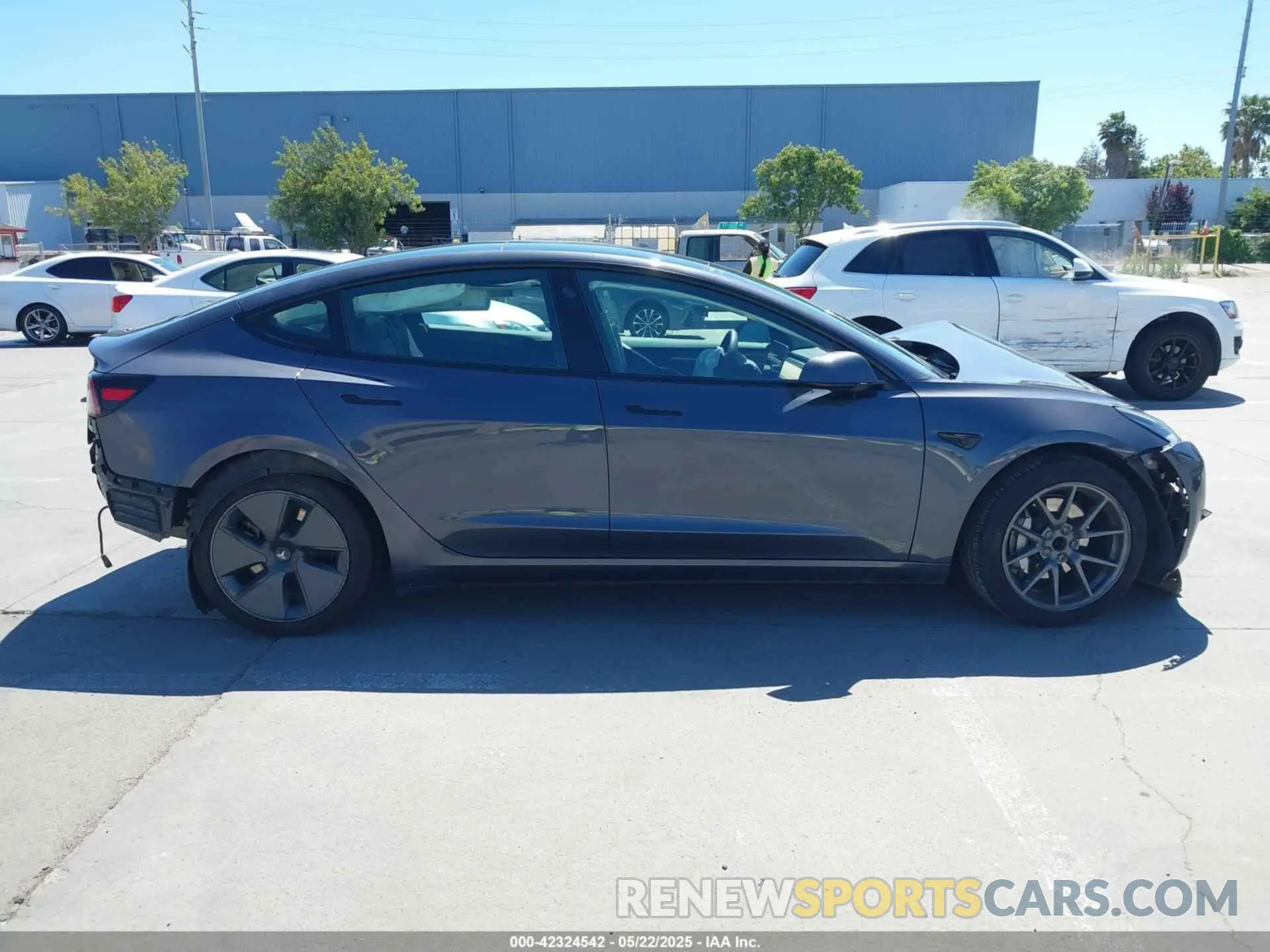 13 Photograph of a damaged car 5YJ3E1EA9PF674309 TESLA MODEL 3 2023