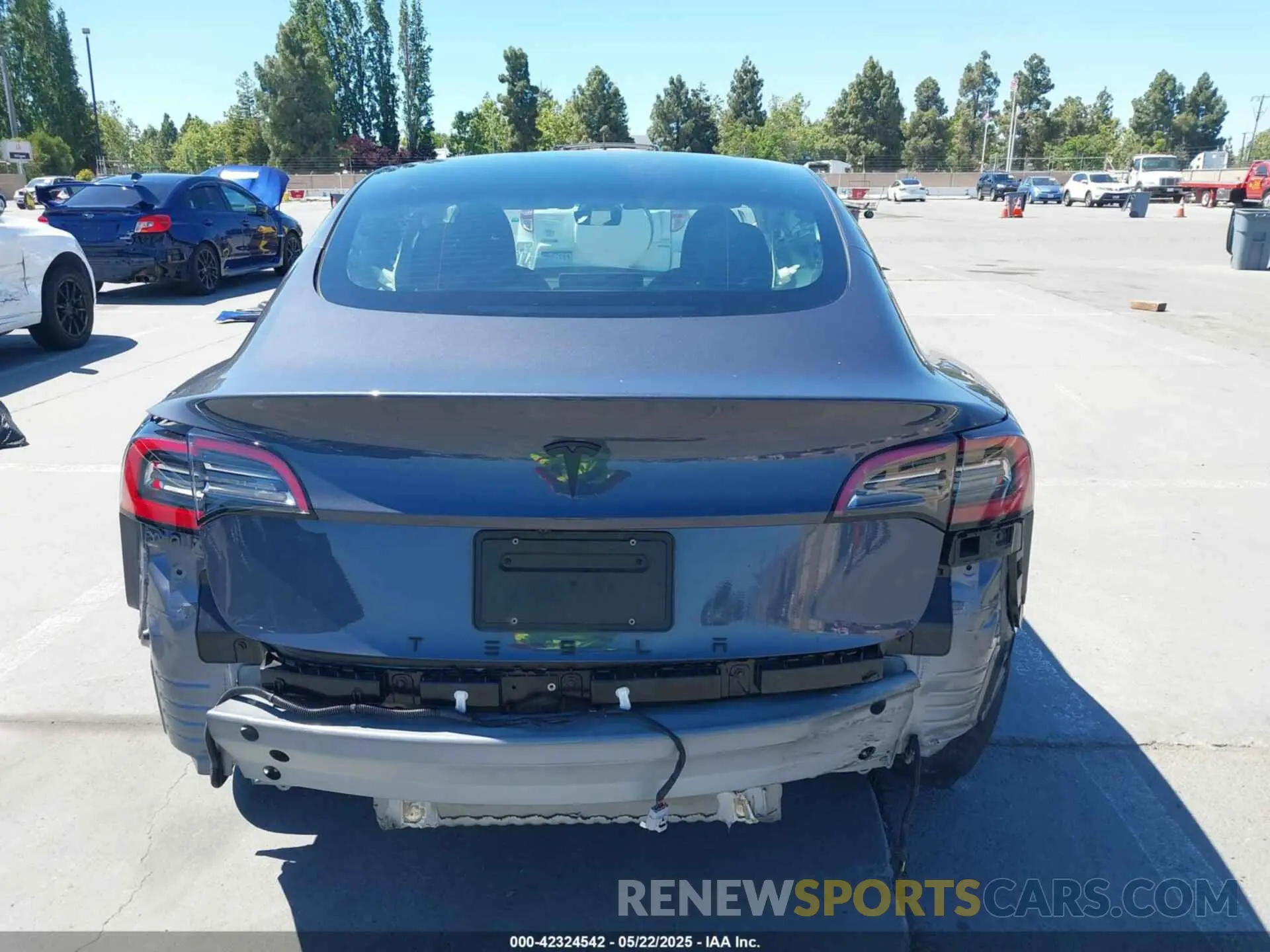 16 Photograph of a damaged car 5YJ3E1EA9PF674309 TESLA MODEL 3 2023