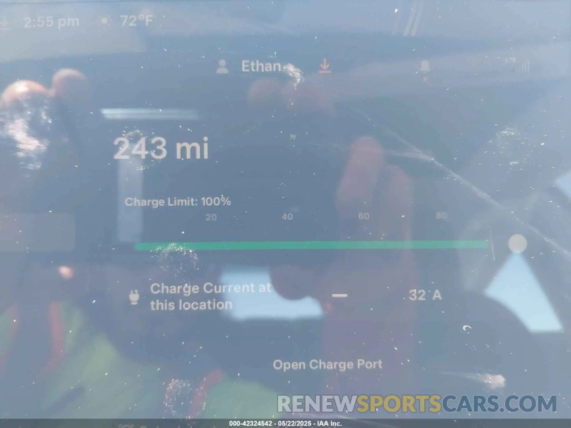 17 Photograph of a damaged car 5YJ3E1EA9PF674309 TESLA MODEL 3 2023