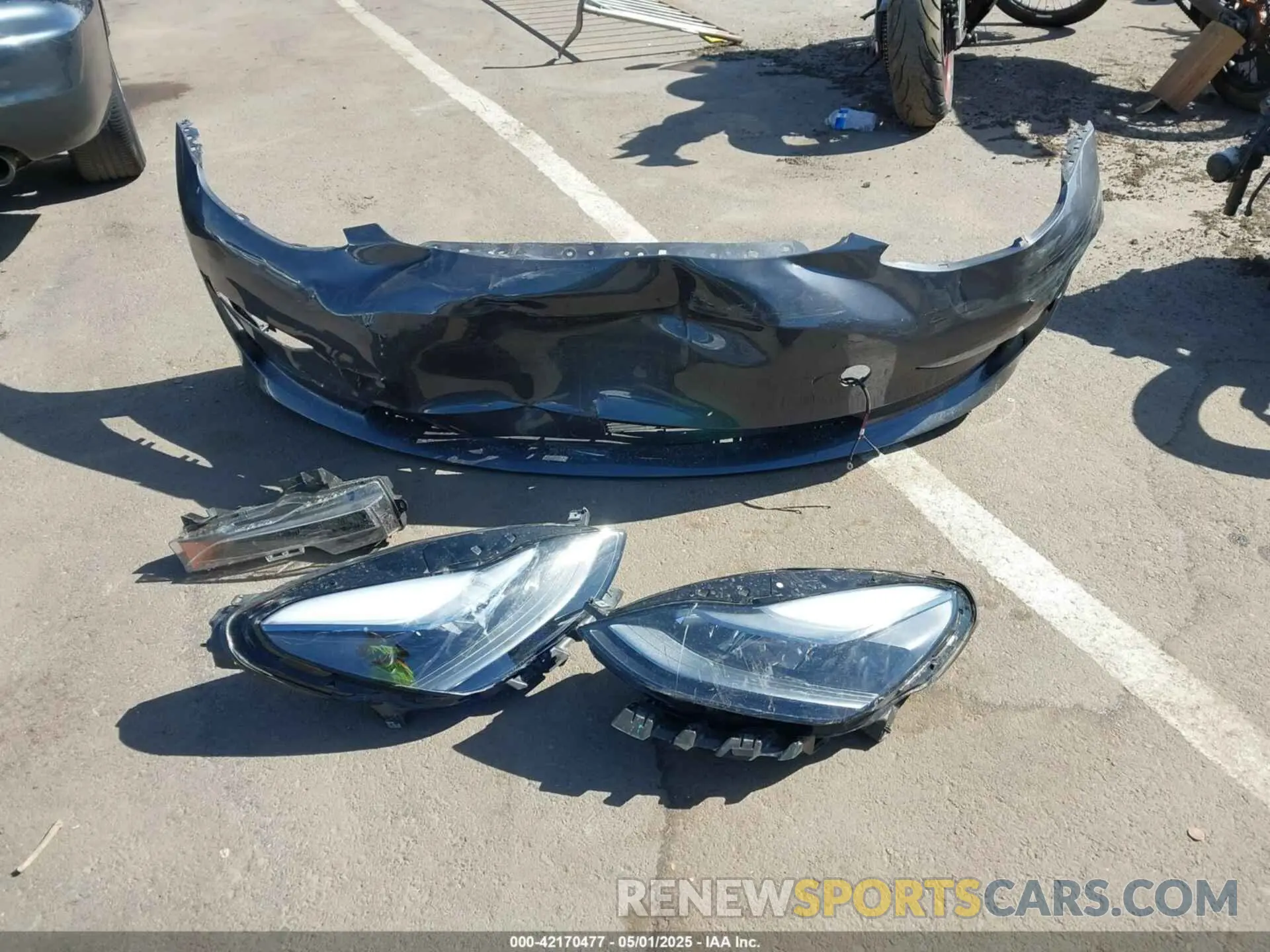 12 Photograph of a damaged car 5YJ3E1EA9PF680921 TESLA MODEL 3 2023
