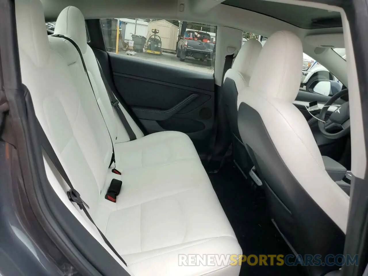 10 Photograph of a damaged car 5YJ3E1EA9PF695371 TESLA MODEL 3 2023