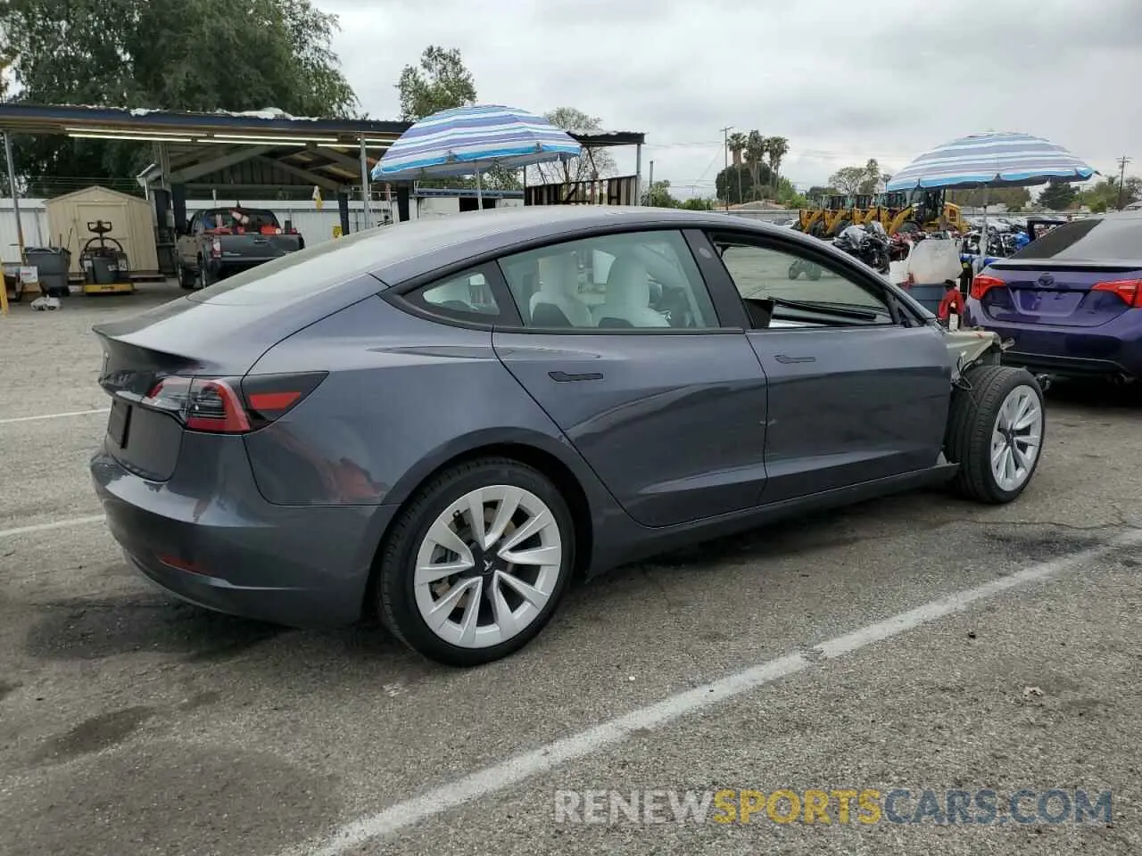 3 Photograph of a damaged car 5YJ3E1EA9PF695371 TESLA MODEL 3 2023